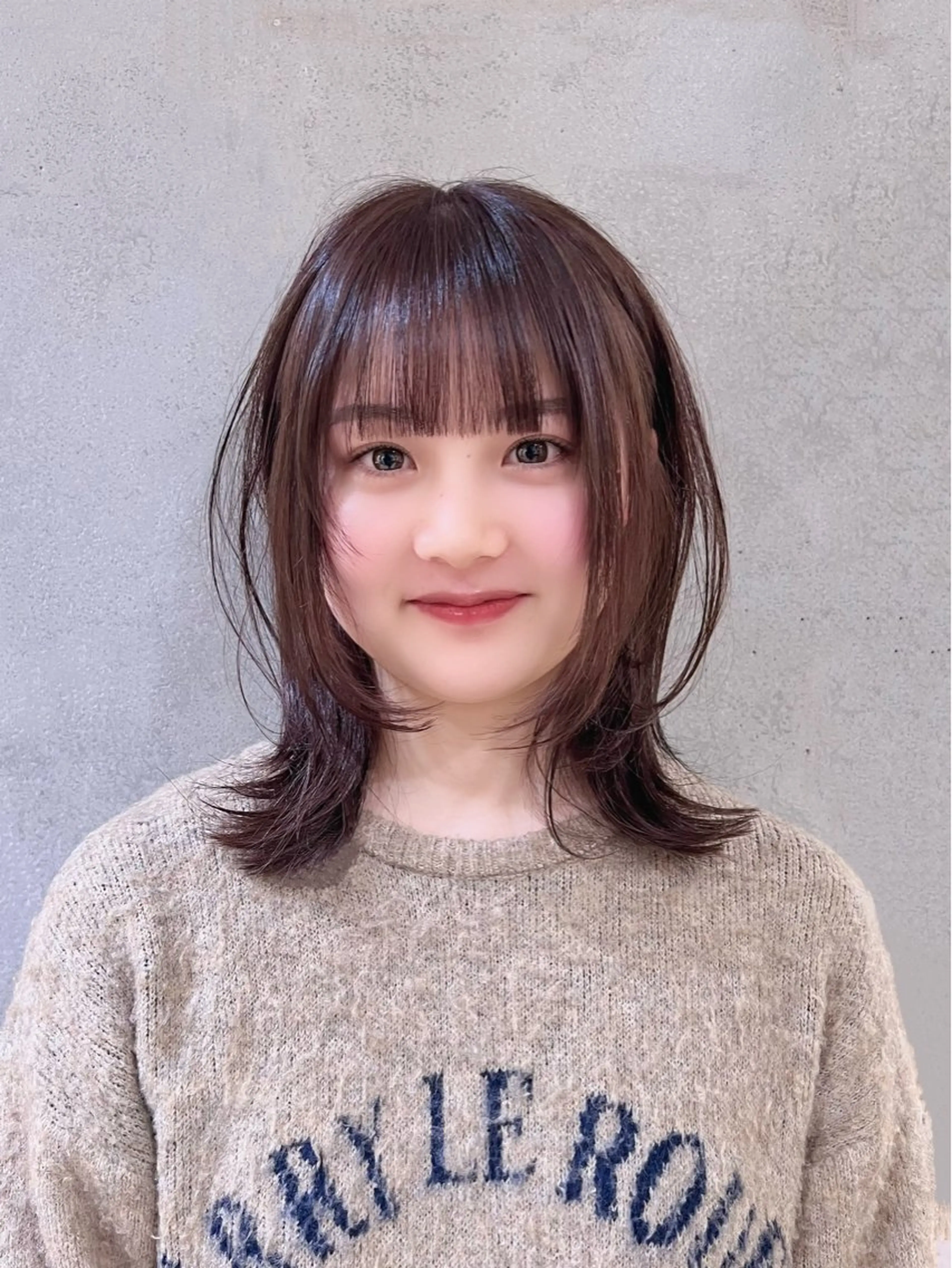 ミディアム カラー Say.石川葵 ショートボブ前髪のヘアスタイル
