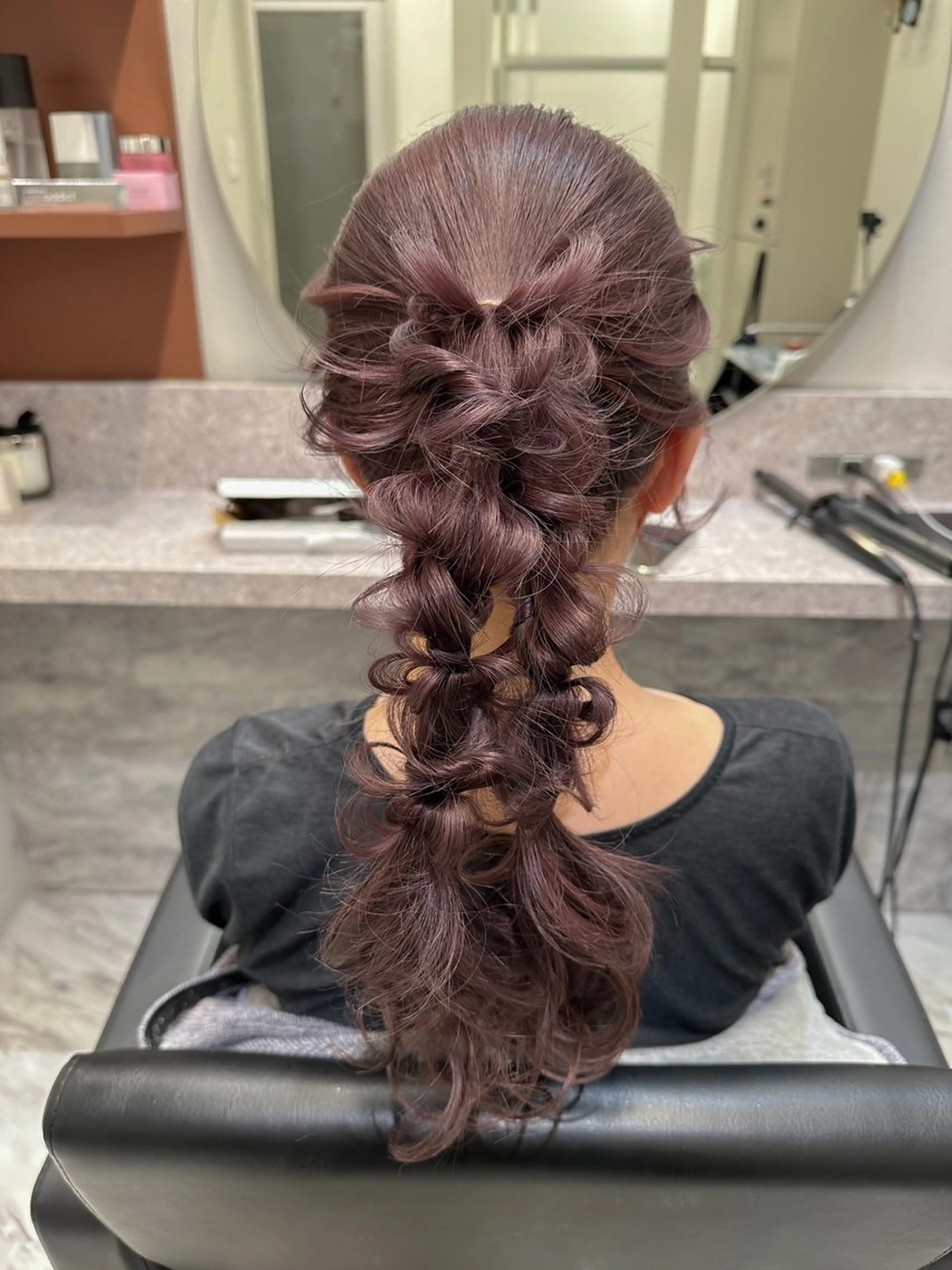 ロング カラー ヘアアレンジ autre所属・大久保 ひでなりのヘアスタイル