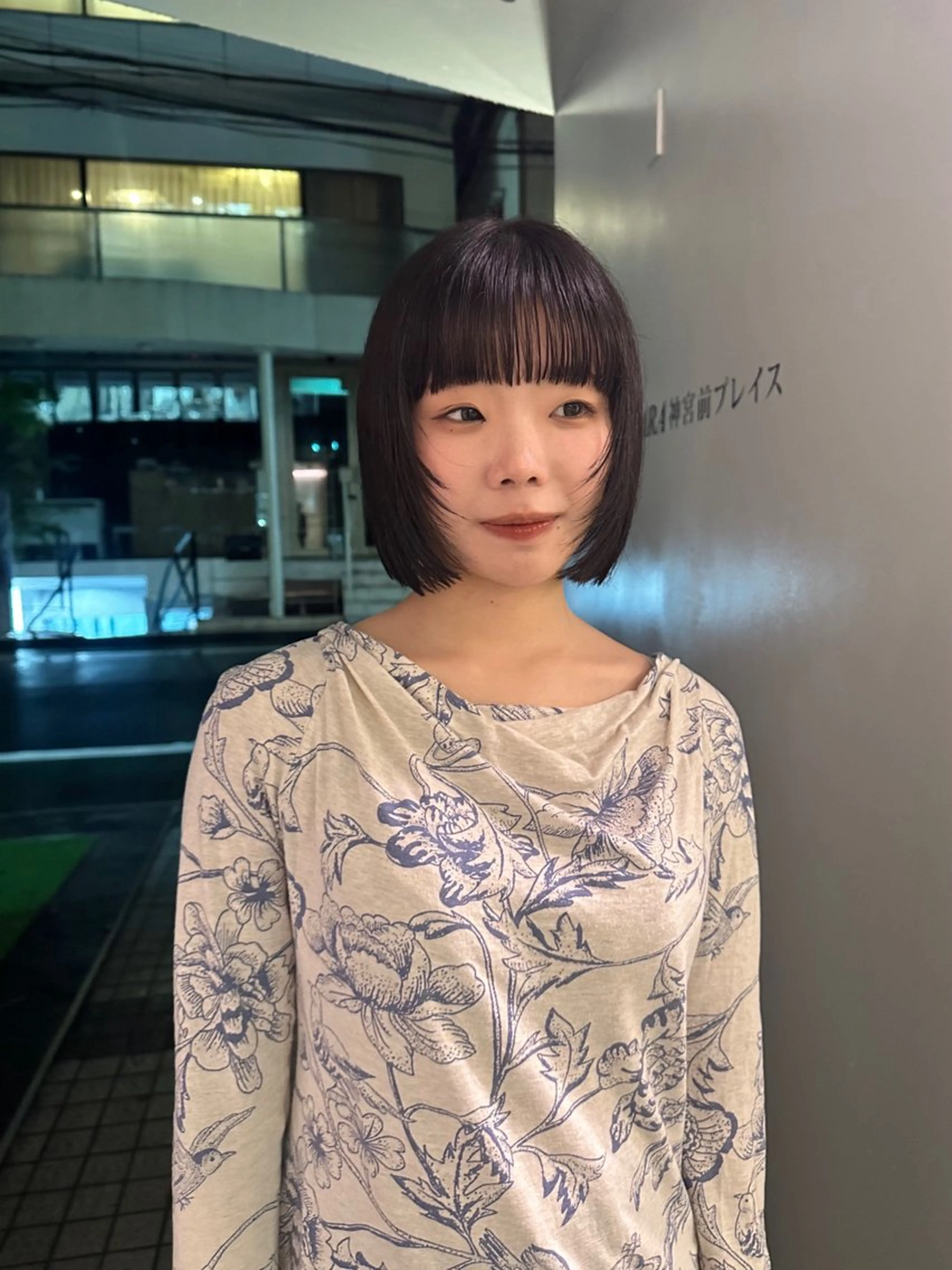 ショート 切りっぱなしボブ ボブ 顔まわりレイヤー 顔周りカット レイヤーカット FILMS所属・レイヤーボブ★ cocomoのヘアスタイル