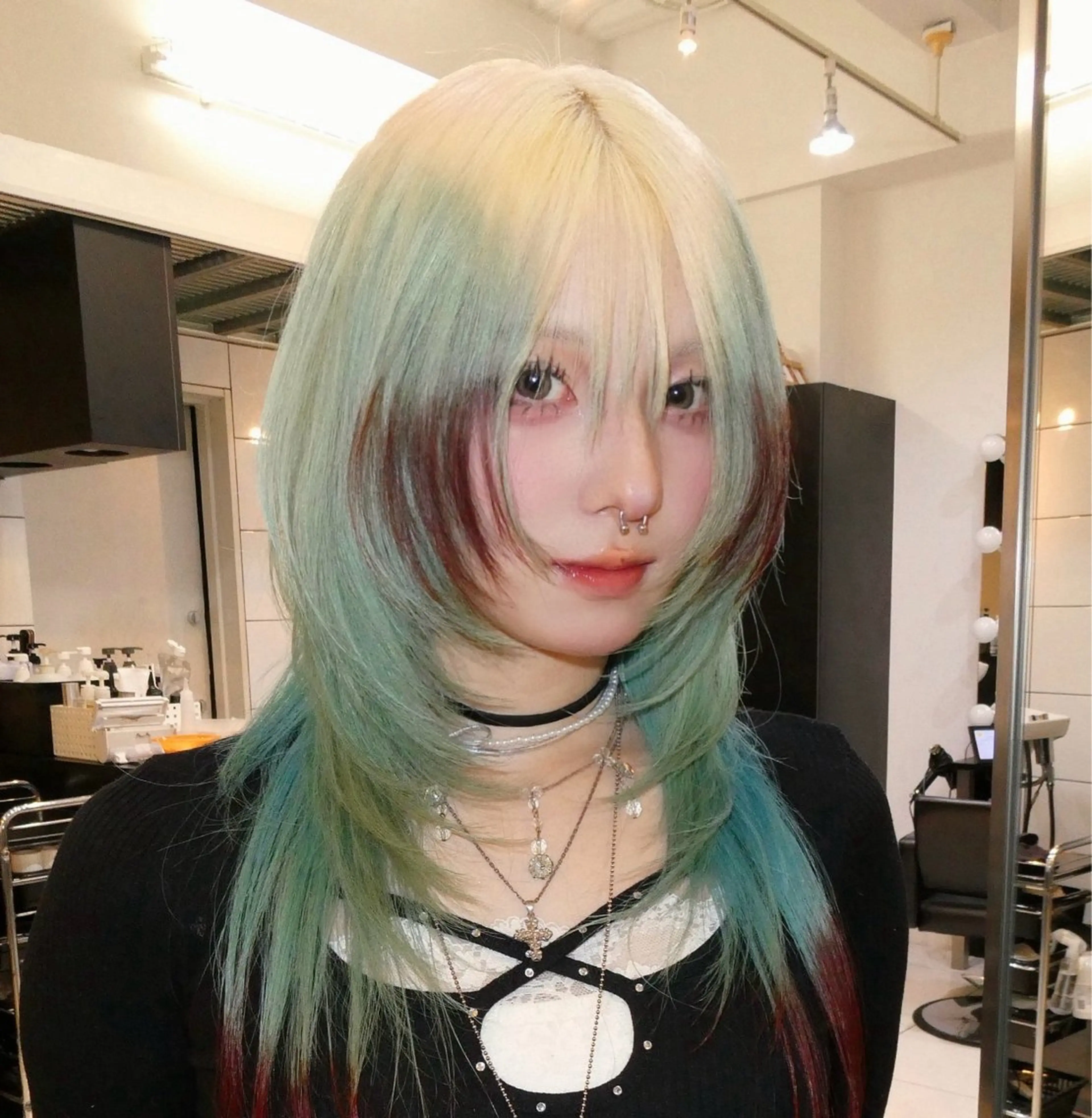 セミロング カラー ヘアカラー こだわりハイトーン/ ケアブリーチ/岸のヘアスタイル