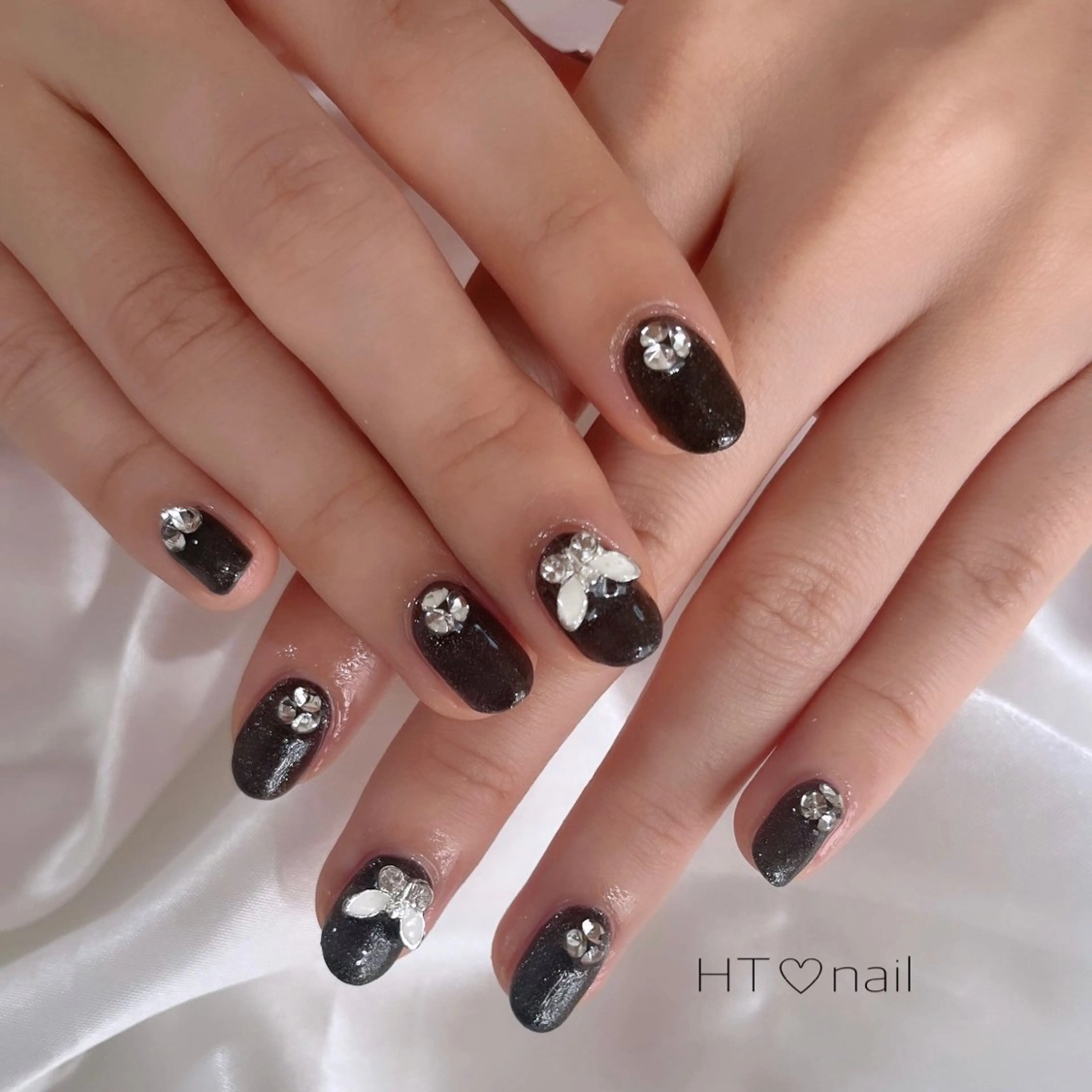 ネイル HT♡nail所属・mimi ♡のネイルデザイン