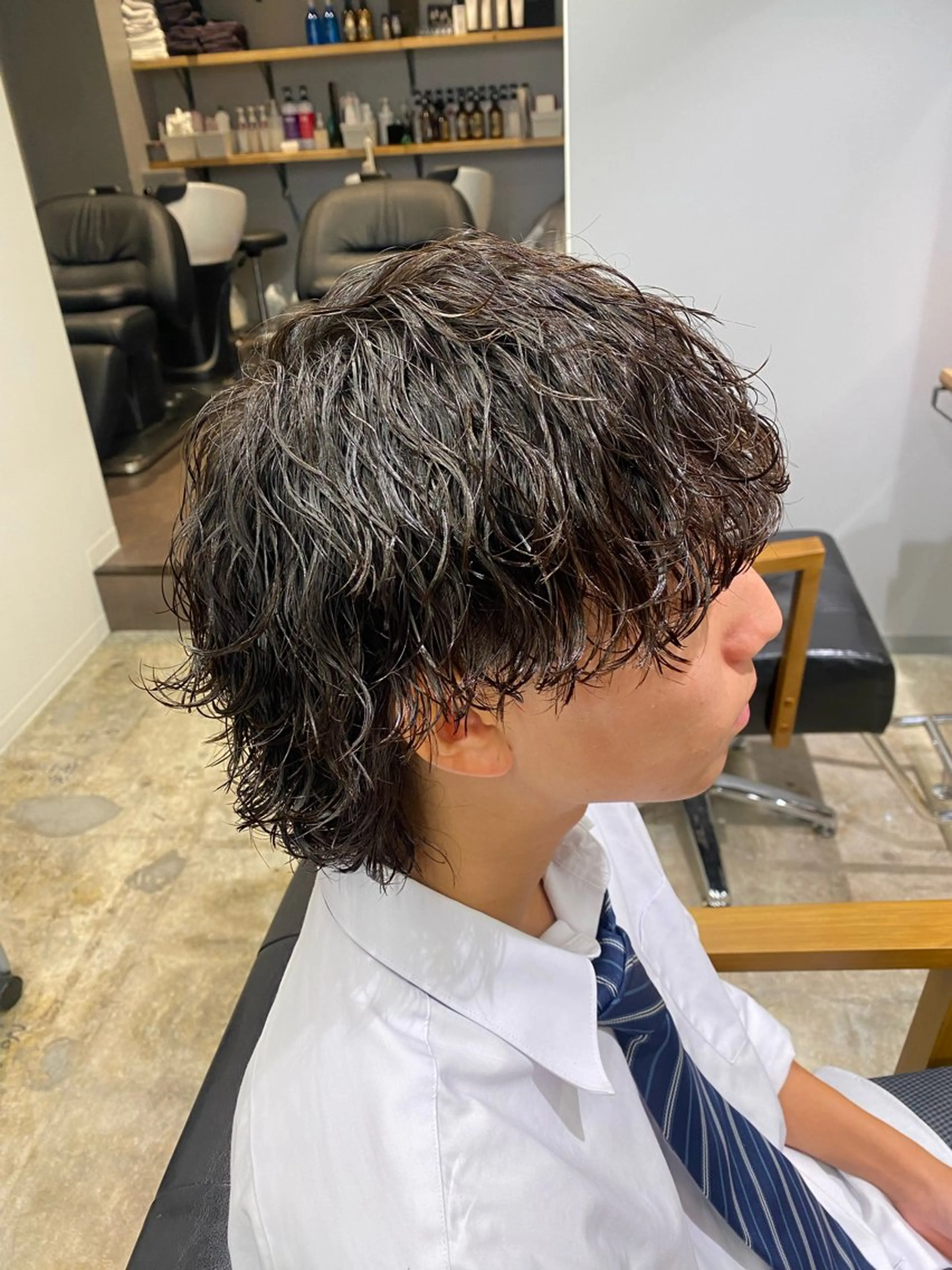 パーマ メンズ フェザーパーマ メンズパーマ メンズツイストパーマ 波巻きパーマ メンズウルフカット カット パーマ トリートメント 🌴パーマオタク🌴 長谷川　諒佑🌈のヘアスタイル