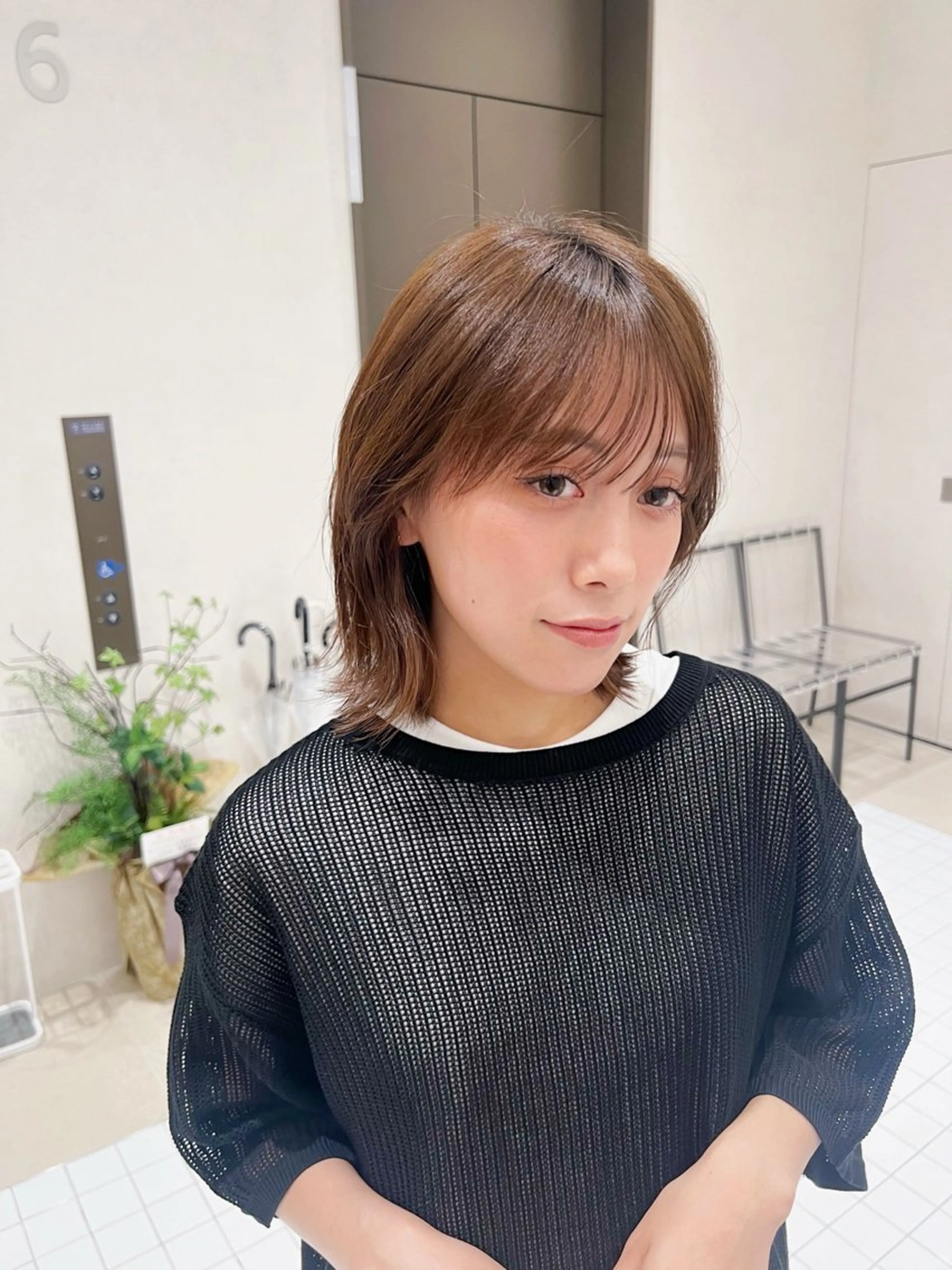 ミディアム カット ヘアカラー ヘッドスパ 縮毛矯正 /横山陸人のヘアスタイル