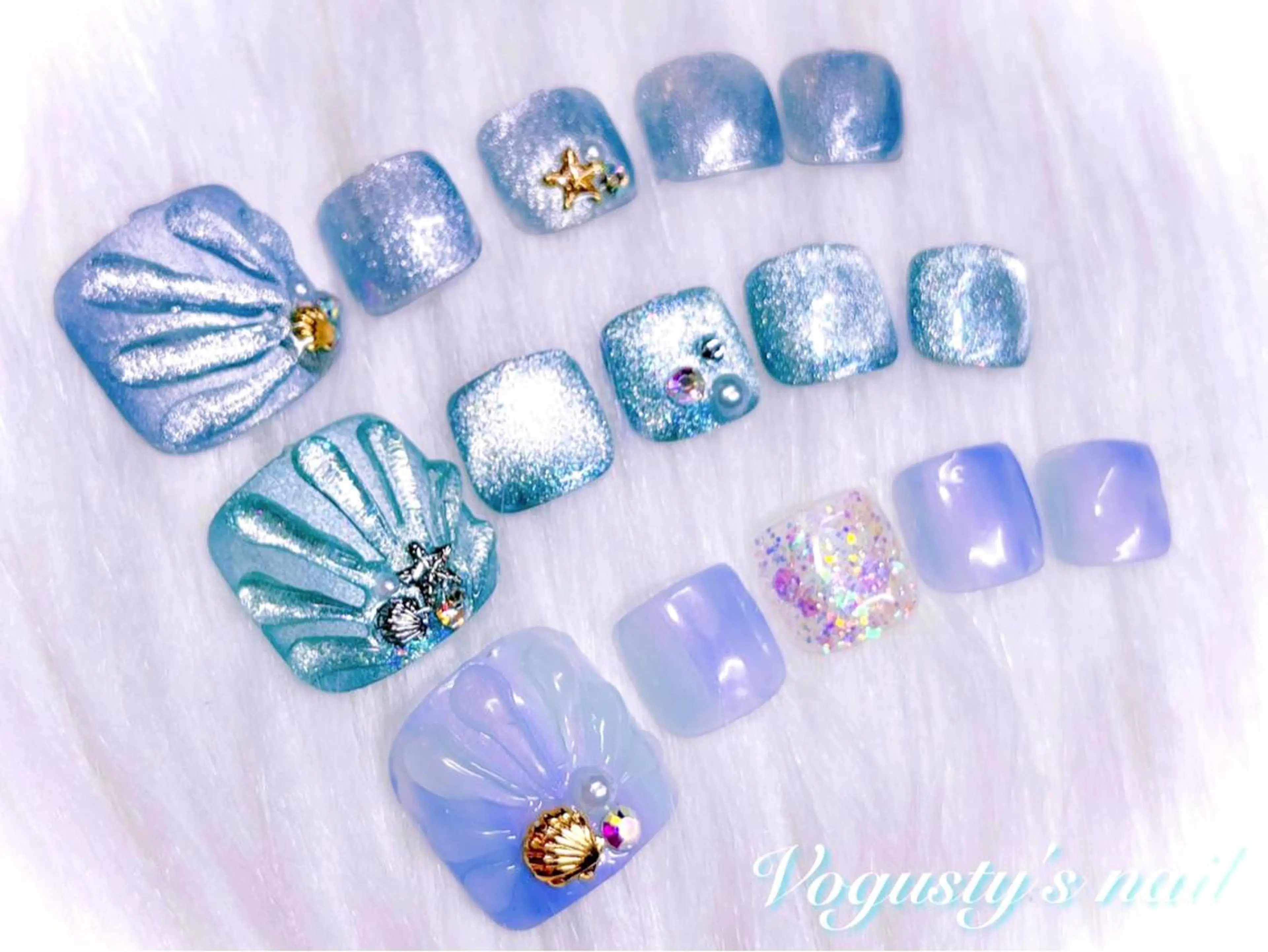 ネイル フットネイル 持ち込み Vogusty's Nail 鶴見店のネイルデザイン