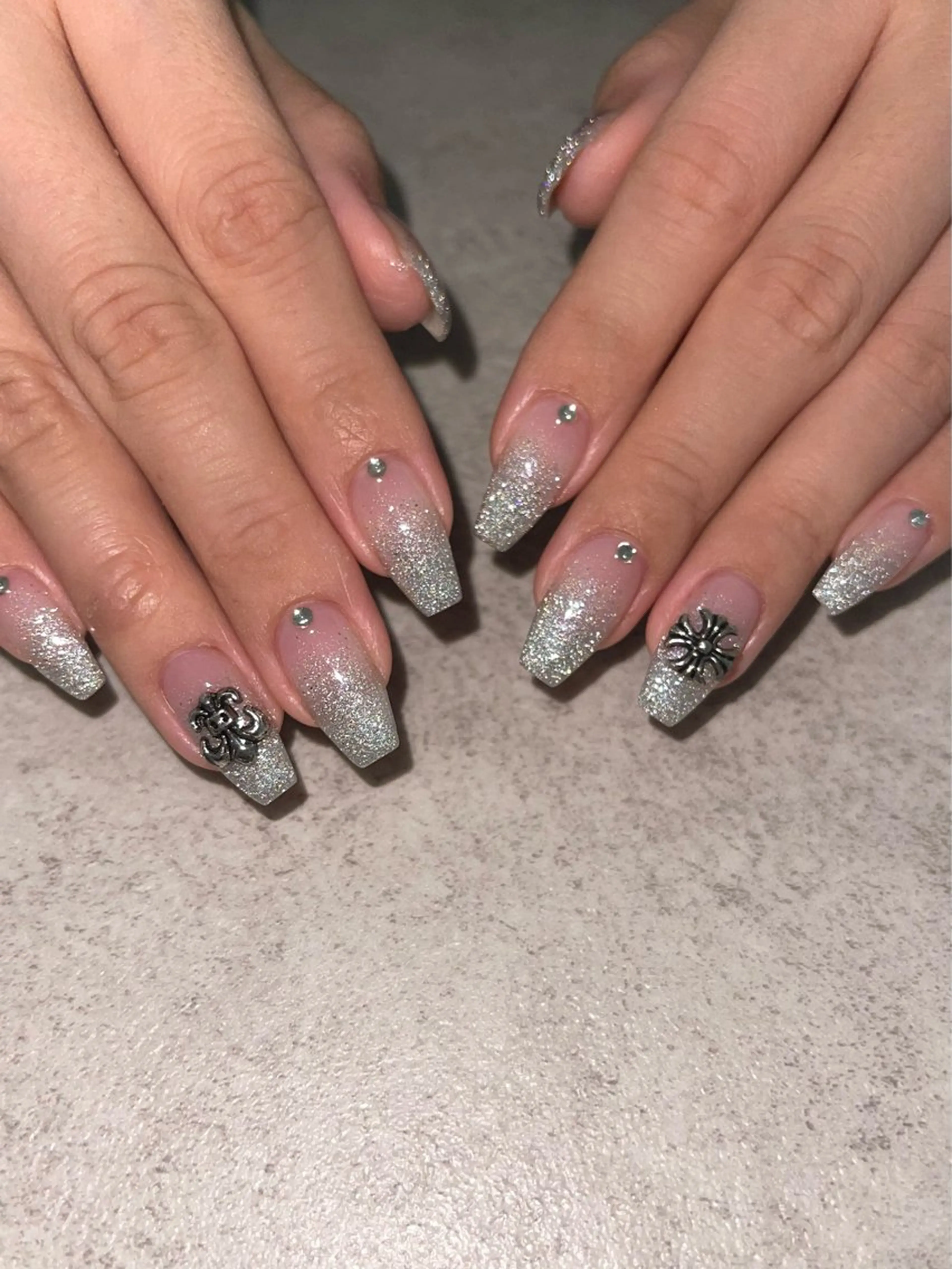 ネイル ハンドネイル nailroom  charm所属・ネイルルーム チャームのネイルデザイン