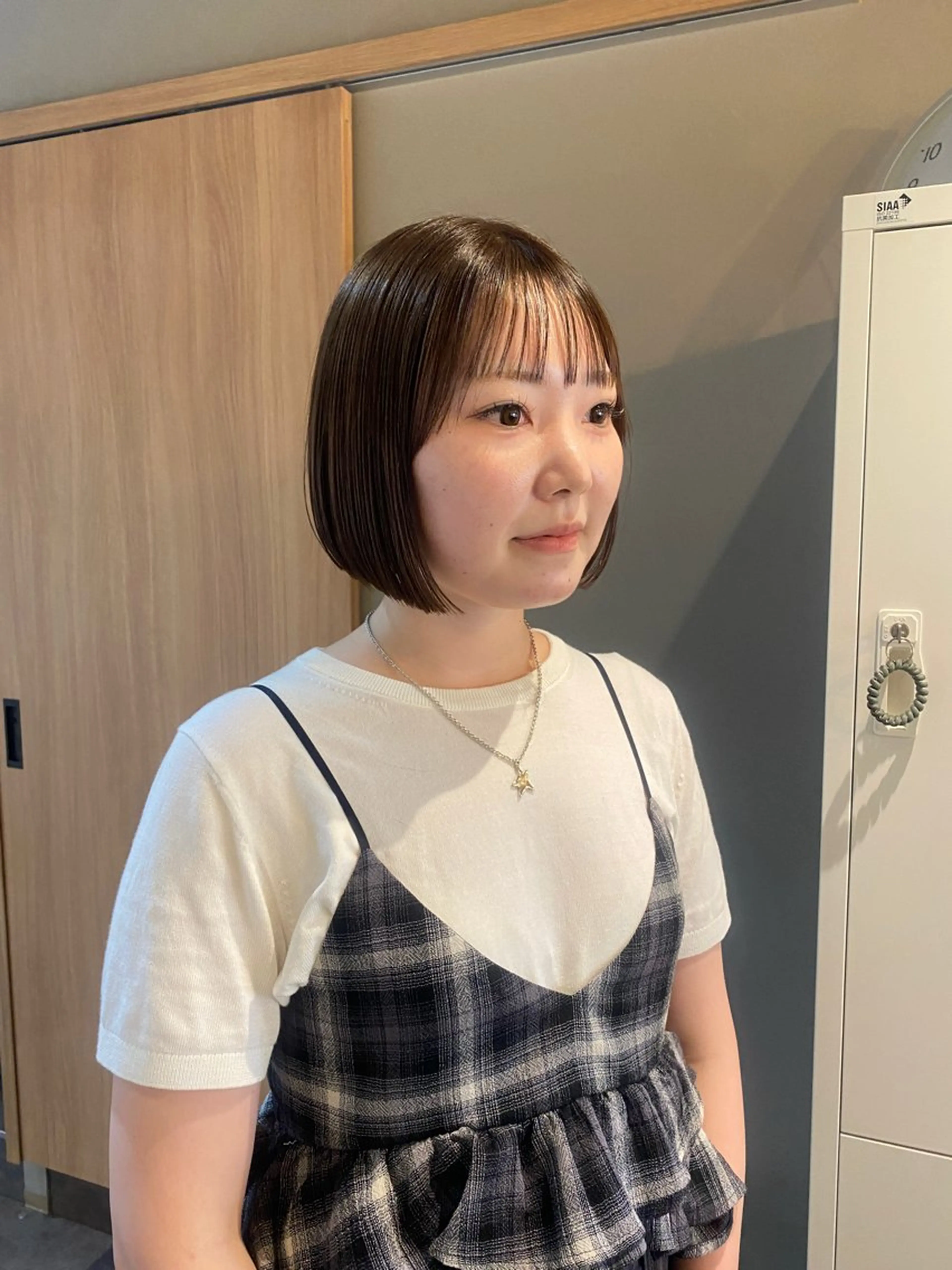 ショート ヘアカラー トリートメント みやけ ひなのヘアスタイル