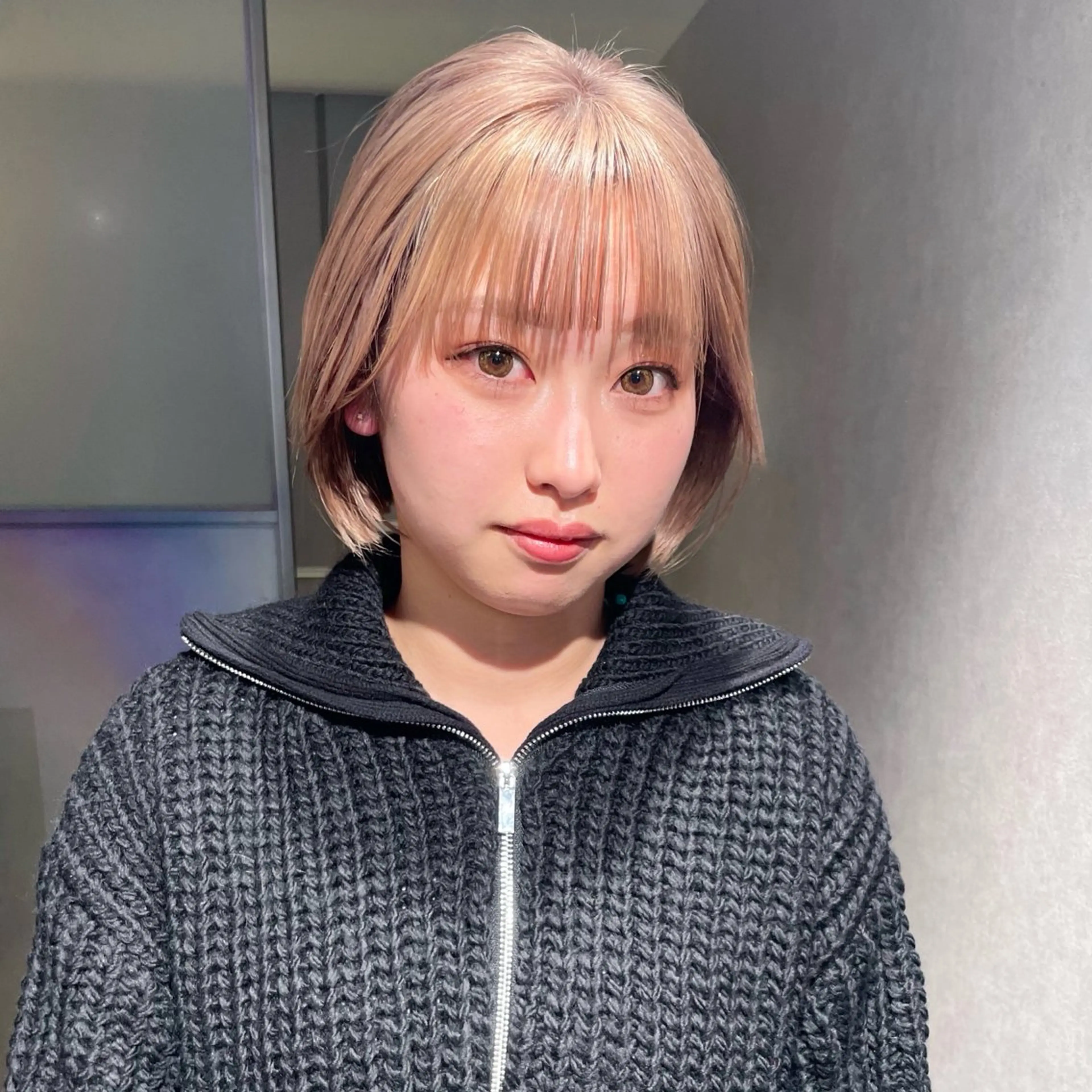 ショート カラー ブリーチ ハイトーンカラー ボブ 韓国風ヘア ショートヘア GO TODAY シェアサロン 原宿Verno店所属・ブリーチ/髪質改善/ ボブ特化/よしきのヘアスタイル