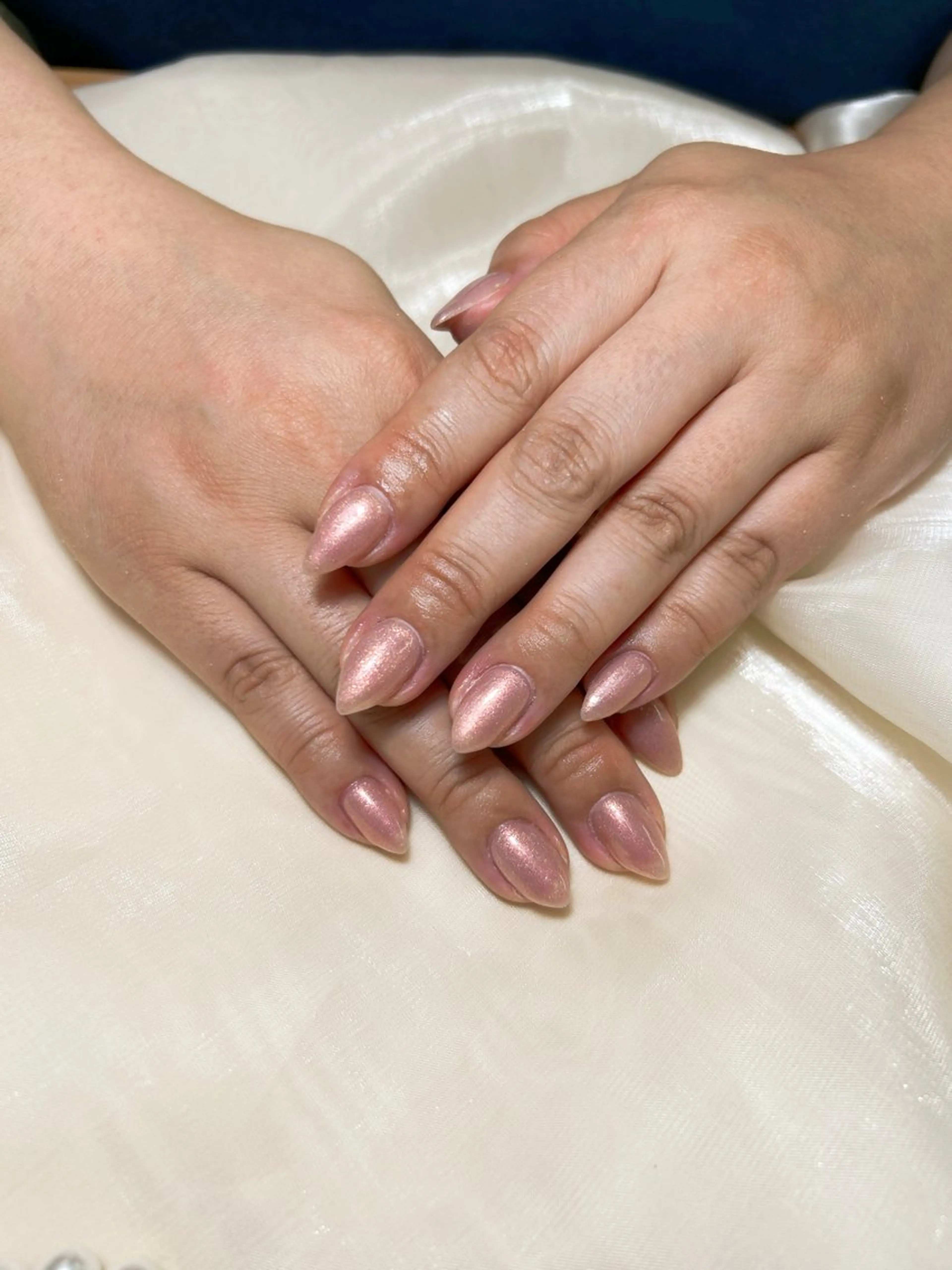ネイル U·Mi nail salon所属・U·MI 長さ出し専門店のネイルデザイン