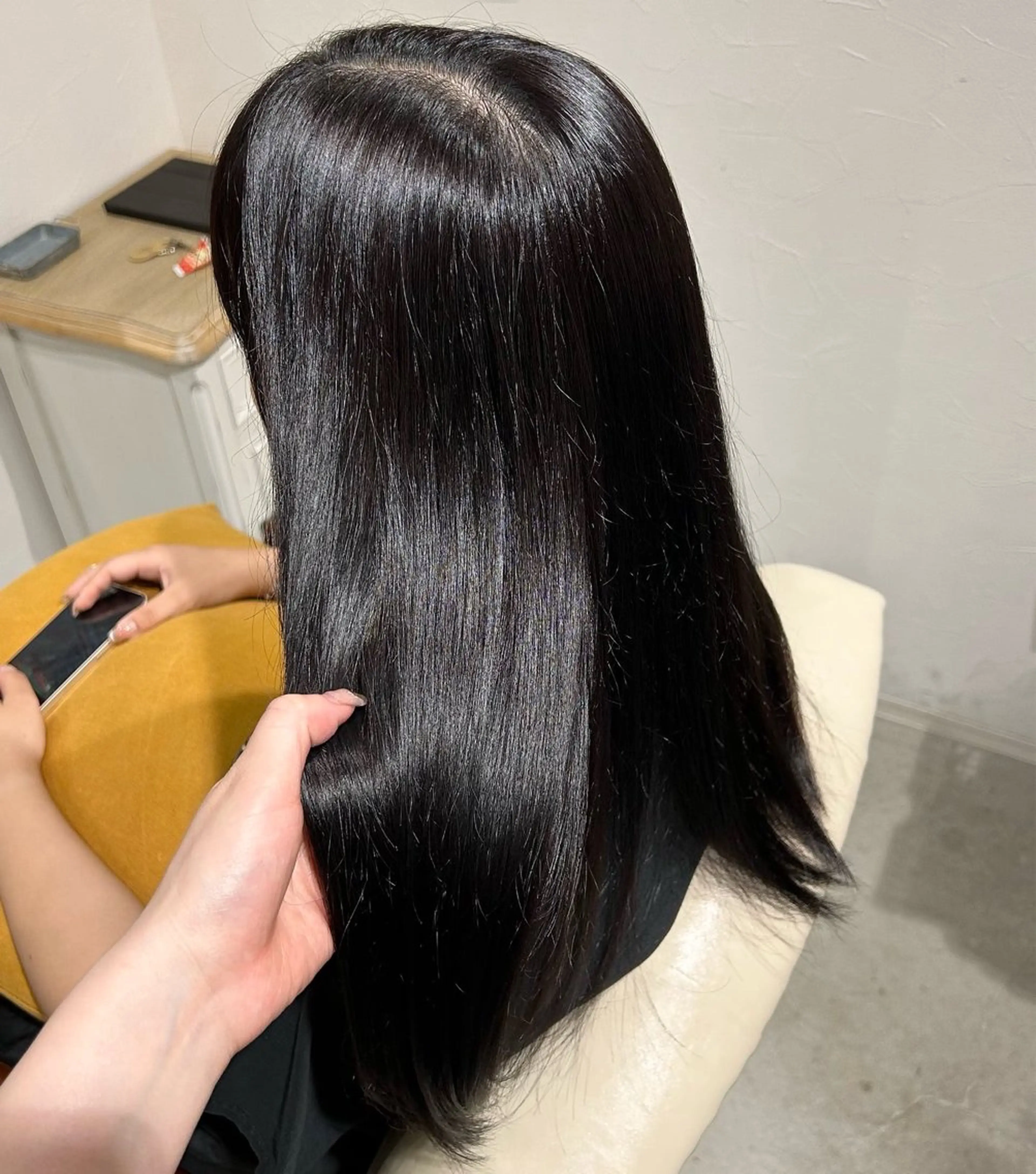 ロング 瀬川 夏緒のヘアスタイル