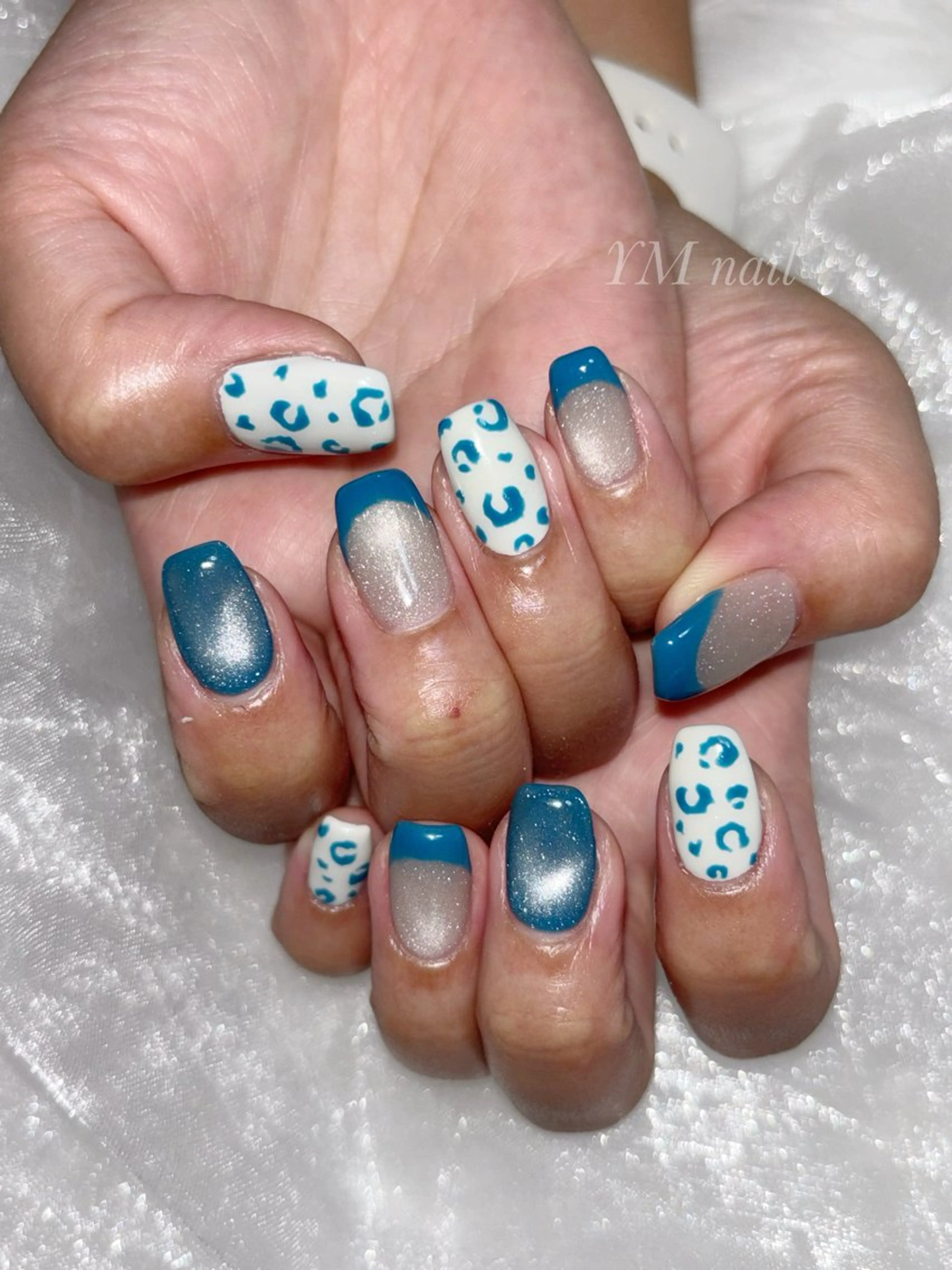 ネイル ブルー フラッシュネイル フレンチネイル ジェルネイル 韓国ネイル ハンドネイル YM nailのネイルデザイン