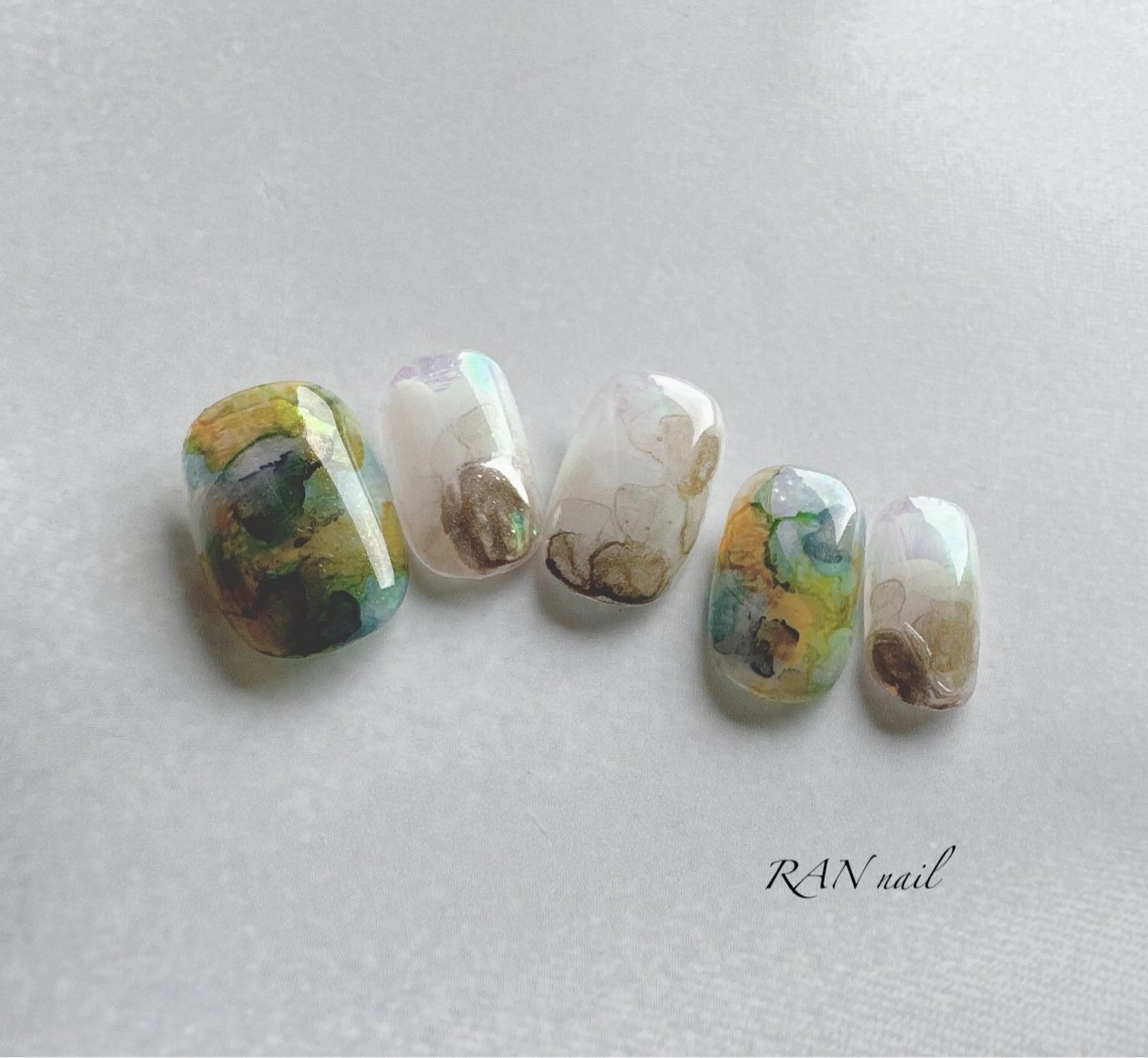 ネイル アートネイル マグネットネイル オフィスネイル 夏ネイル ブライダルネイル ハンドネイル フットネイル RAN nail 〜ランネイル〜所属・RAN nailのネイルデザイン