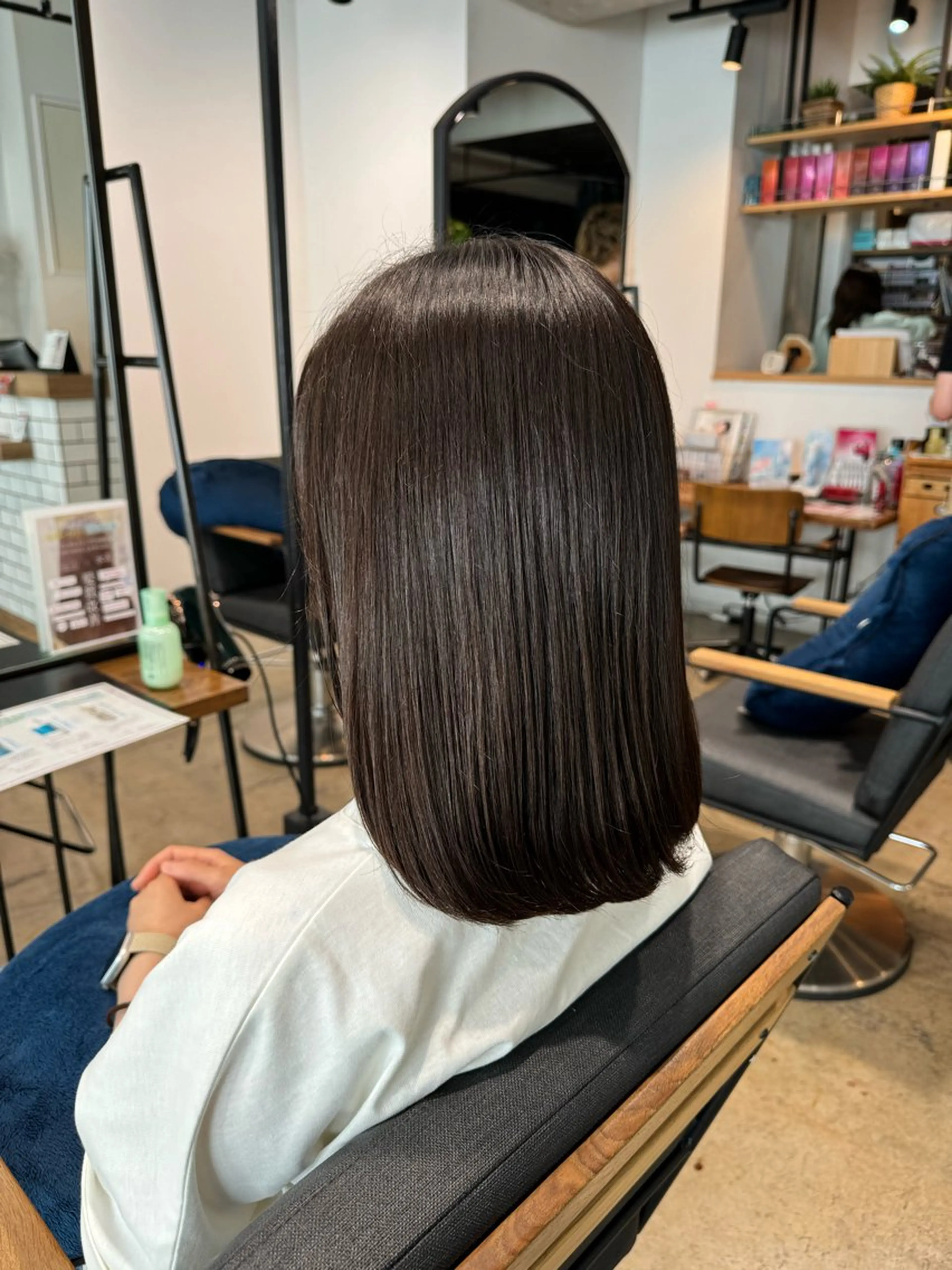 ミディアム カラー グレージュ オリーブグレージュ オリーブグレー 髪質改善 カット ヘアカラー 渡邉 涼香のヘアスタイル