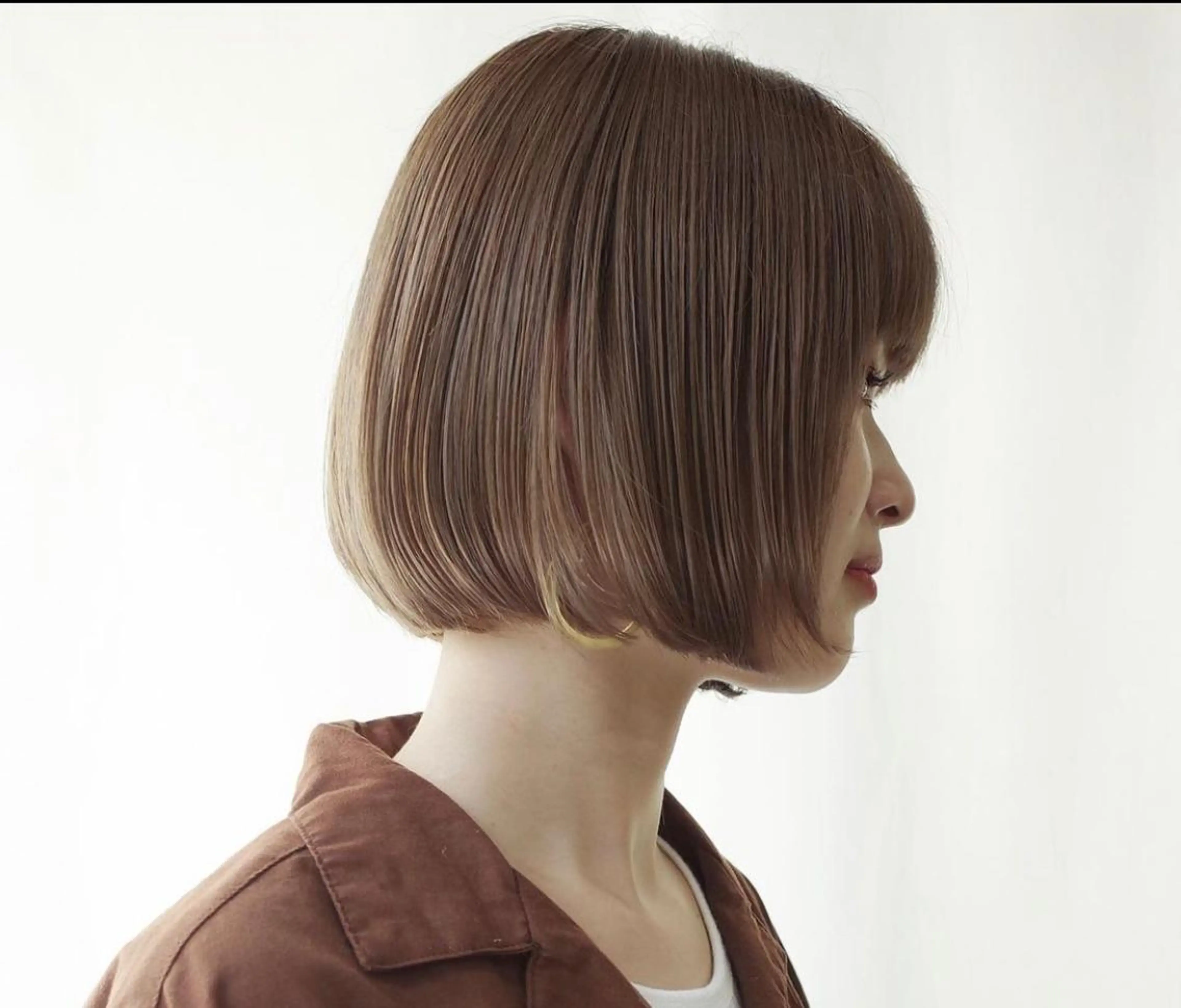 ショート カラー ベージュカラー 透明感カラー ハイトーンカラー カット パーマ キタダ ヒロキのヘアスタイル