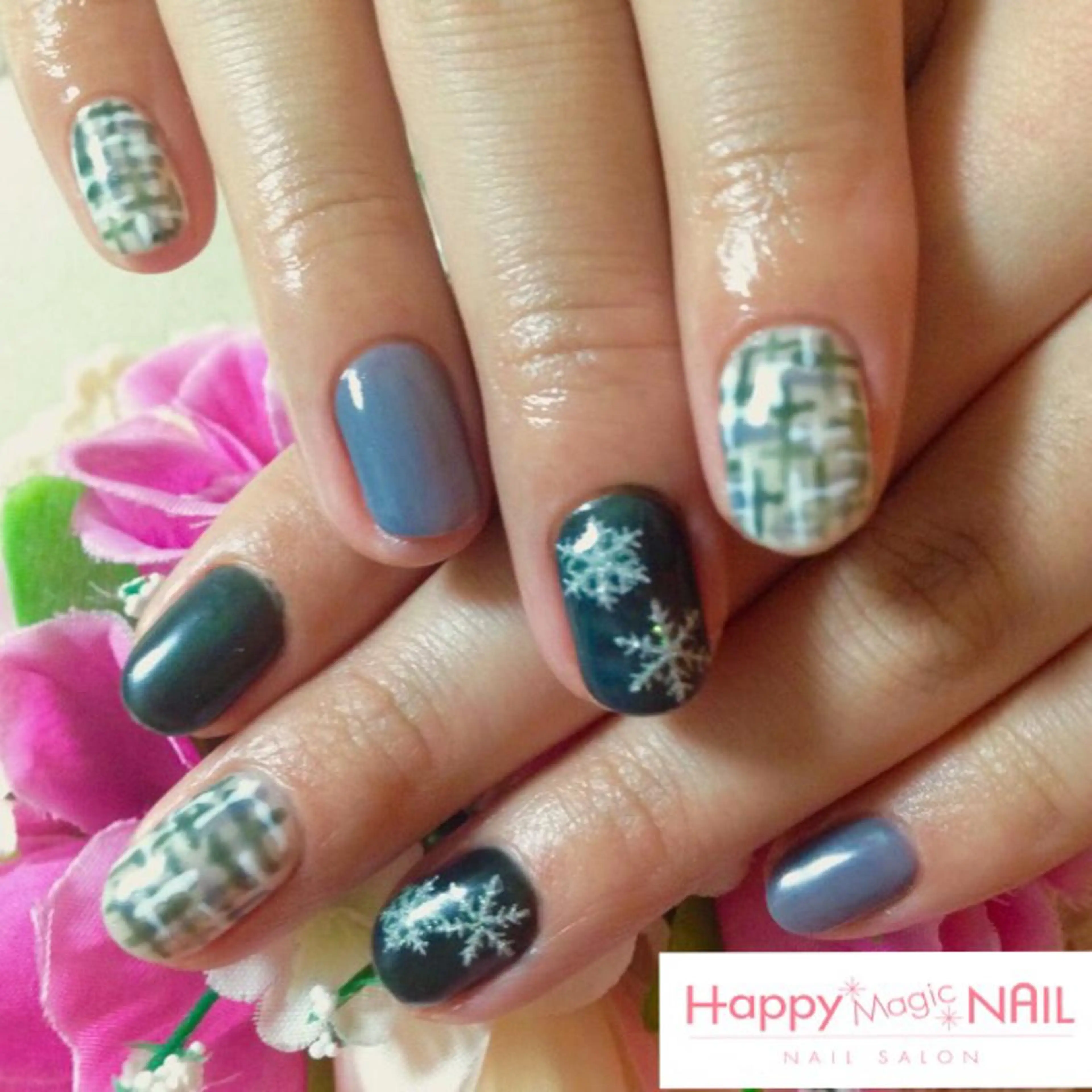 ネイル ジェルネイル HappyMagic NAILのネイルデザイン