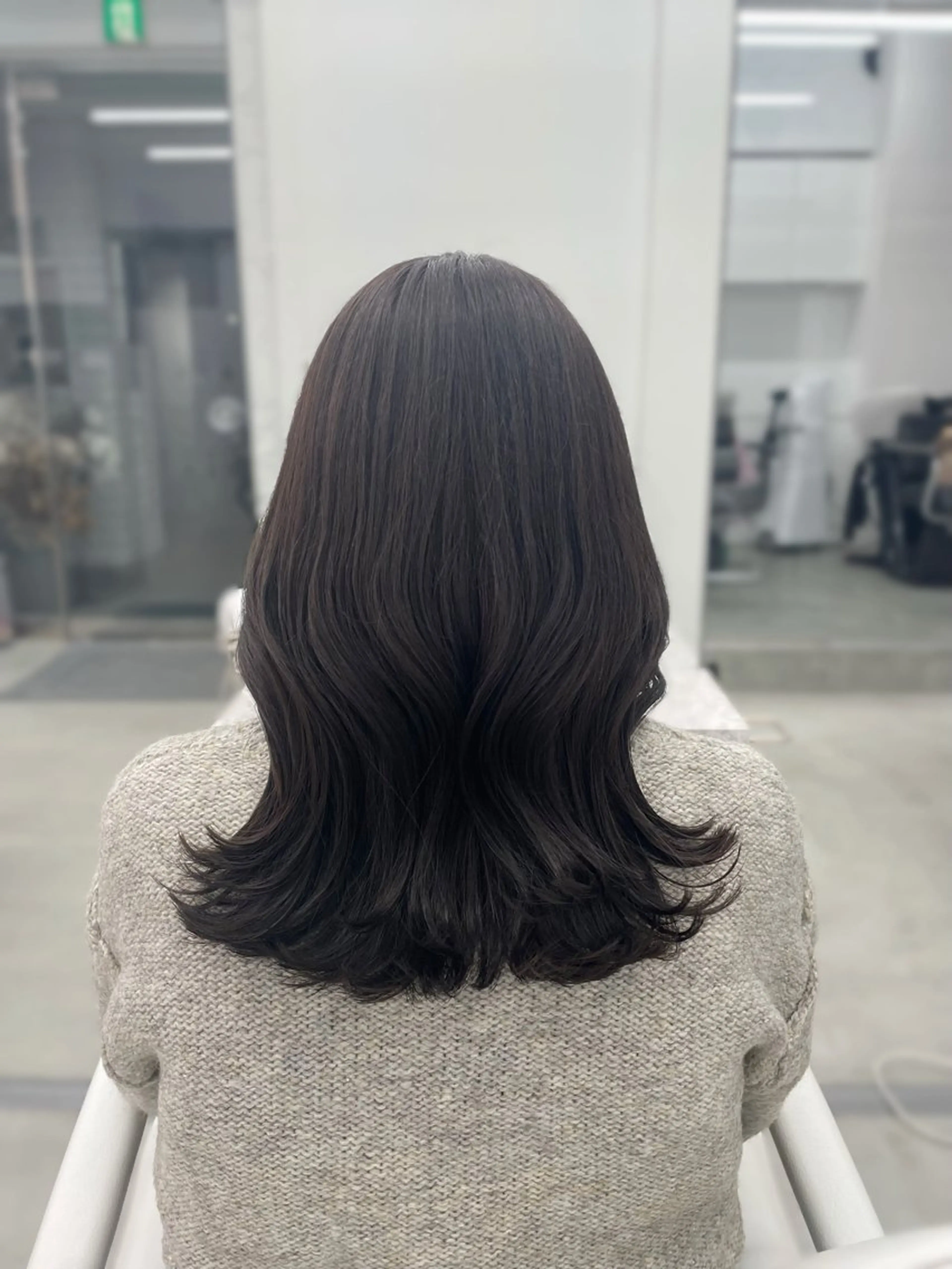 ミディアム カラー 今園 桃愛のヘアスタイル