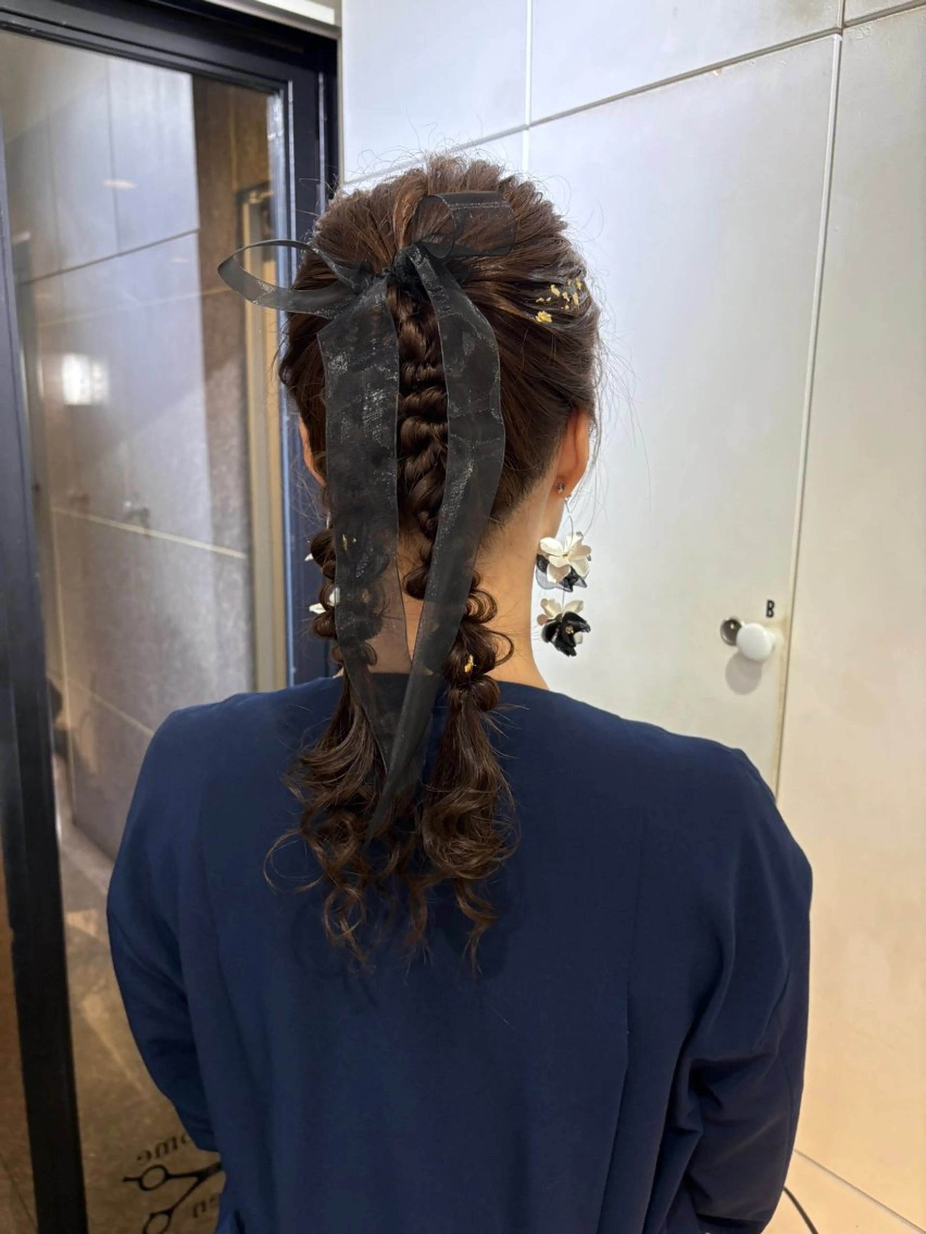 セミロング カラー ヘアアレンジ ヘアセット 梅田 /透明感カラー 🤍narumiのヘアスタイル