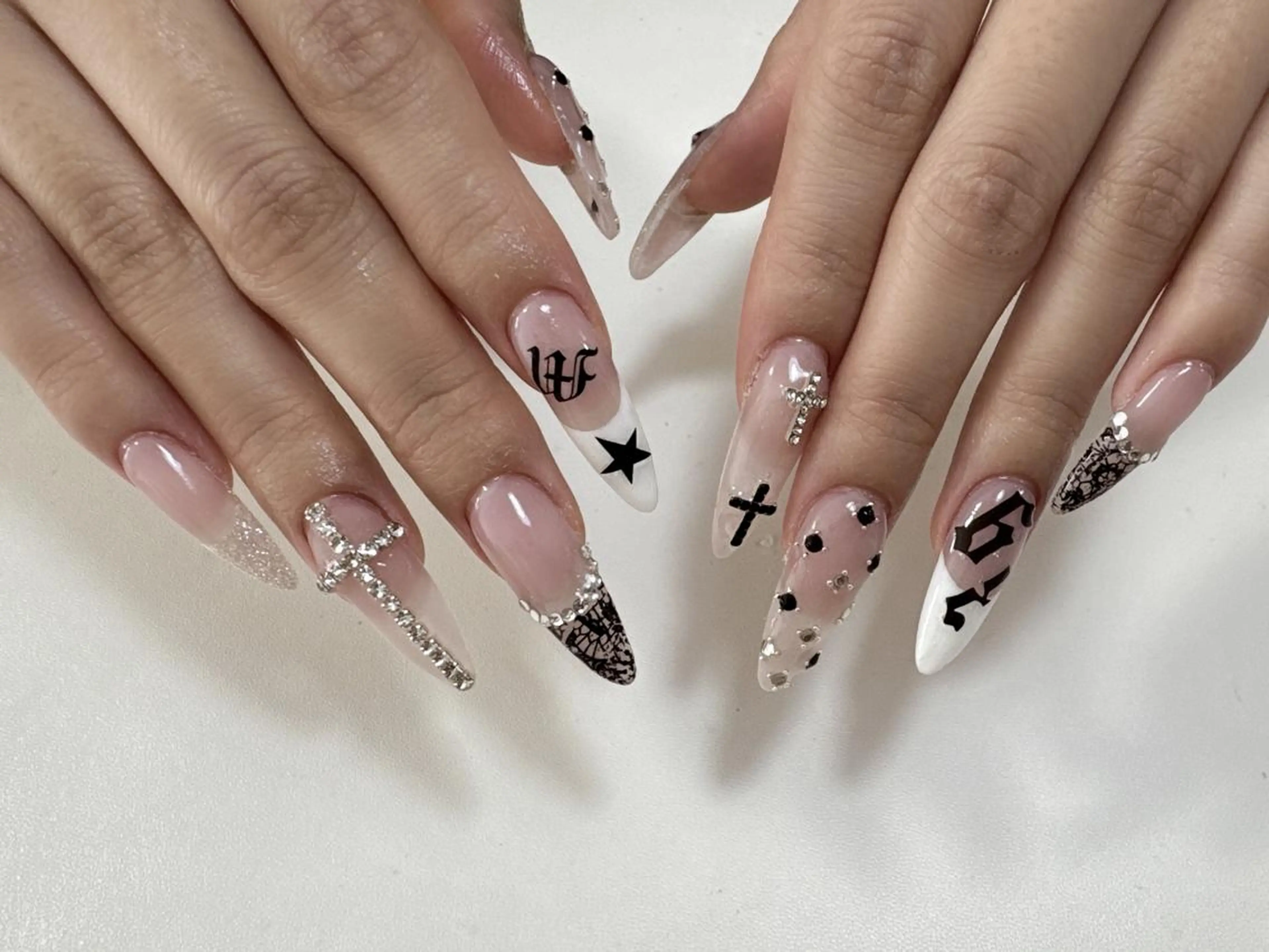 ネイル ハンドネイル Luna スカルプ専門店のネイルデザイン