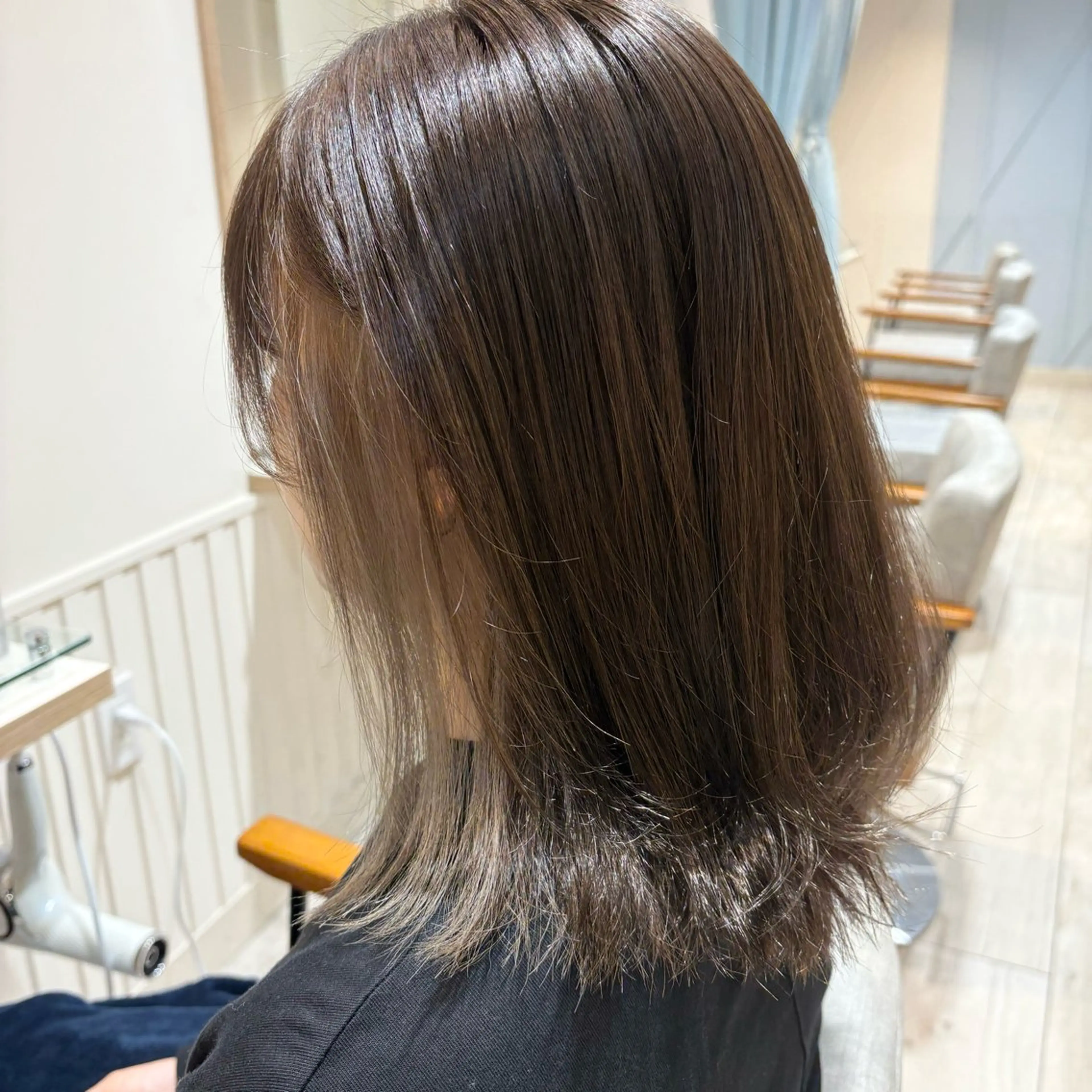 カラー アッシュ ベージュカラー 透明感カラー カットモデル募集中 𓂃⟡.·　サヤのヘアスタイル