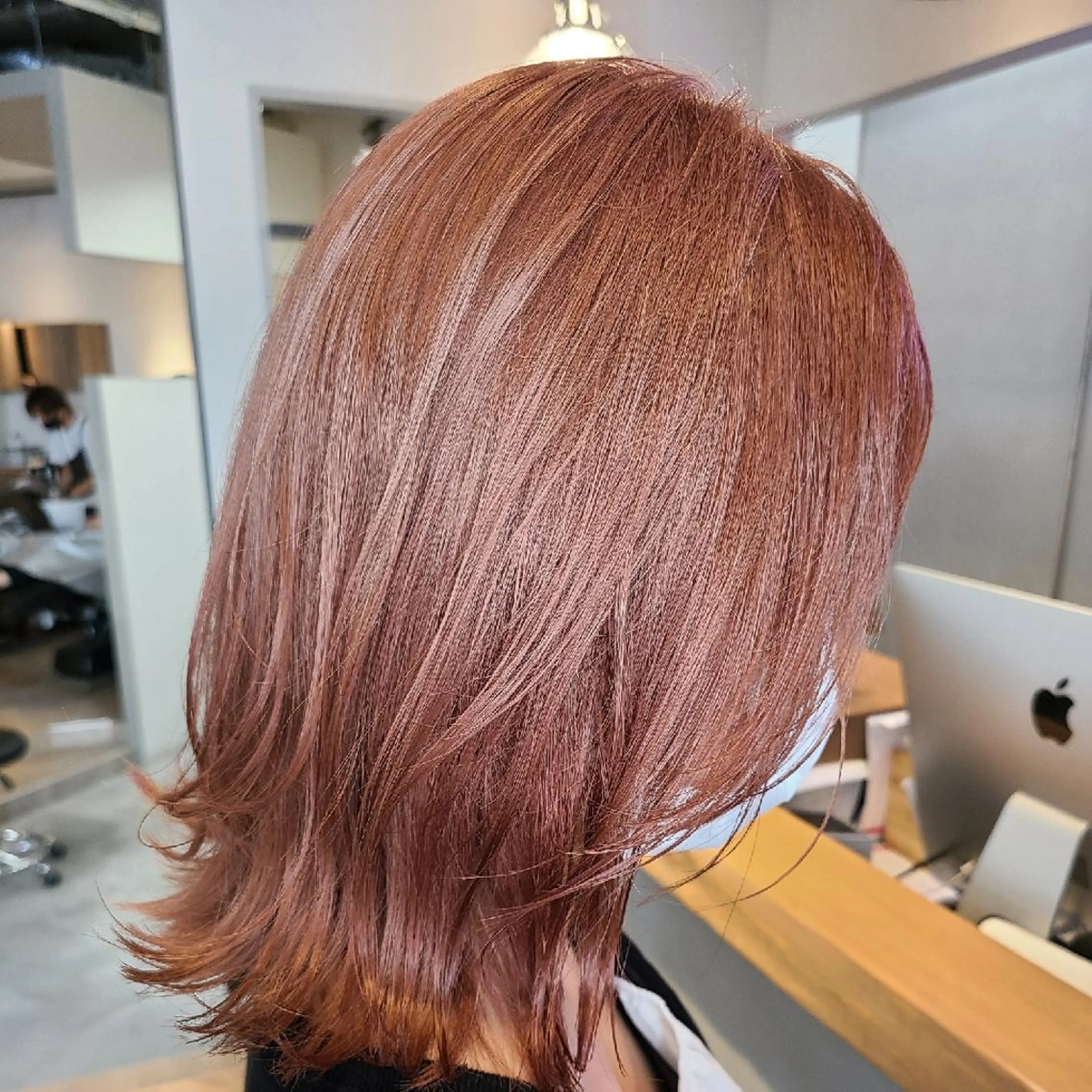 ミディアム アッシュ カヤノ ミサキ𓇼𓆉 のヘアスタイル