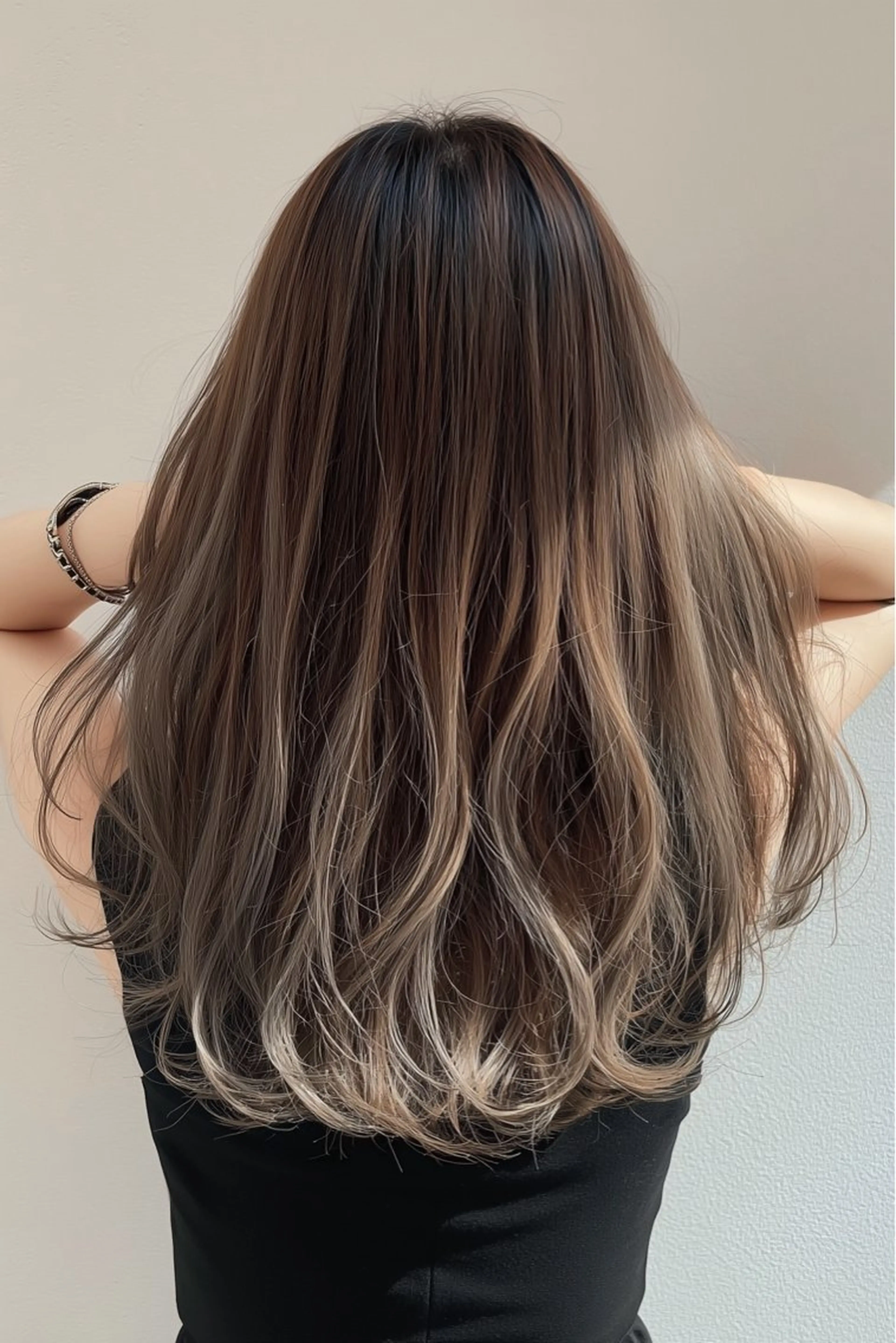 セミロング カット ヘアカラー トリートメント Ryo /透明感カラーのヘアスタイル