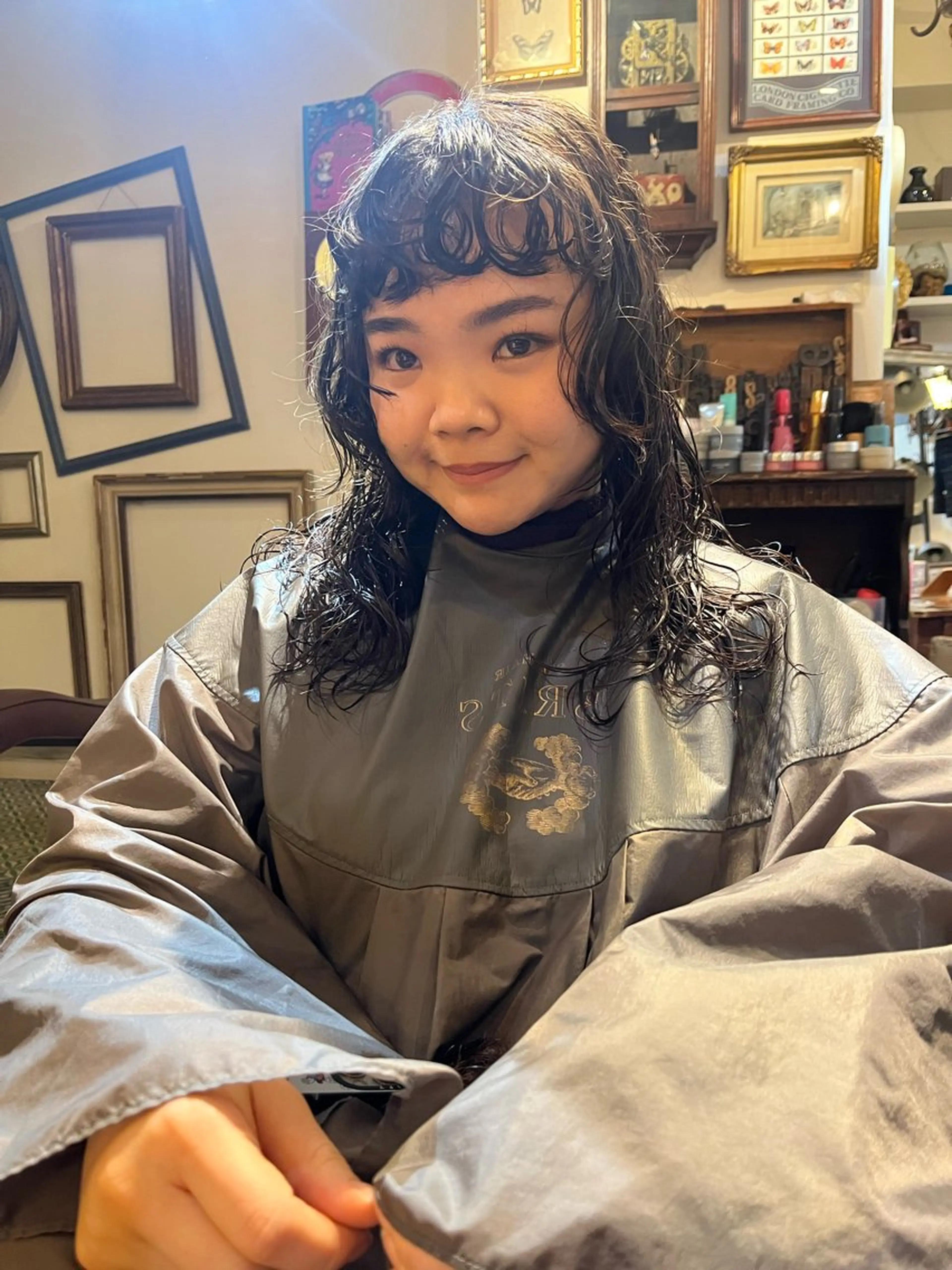 ロング パーマ ロング カット パーマ ヘッドスパ 抜け感パーマ/ 顔まわり/緒方椋のヘアスタイル