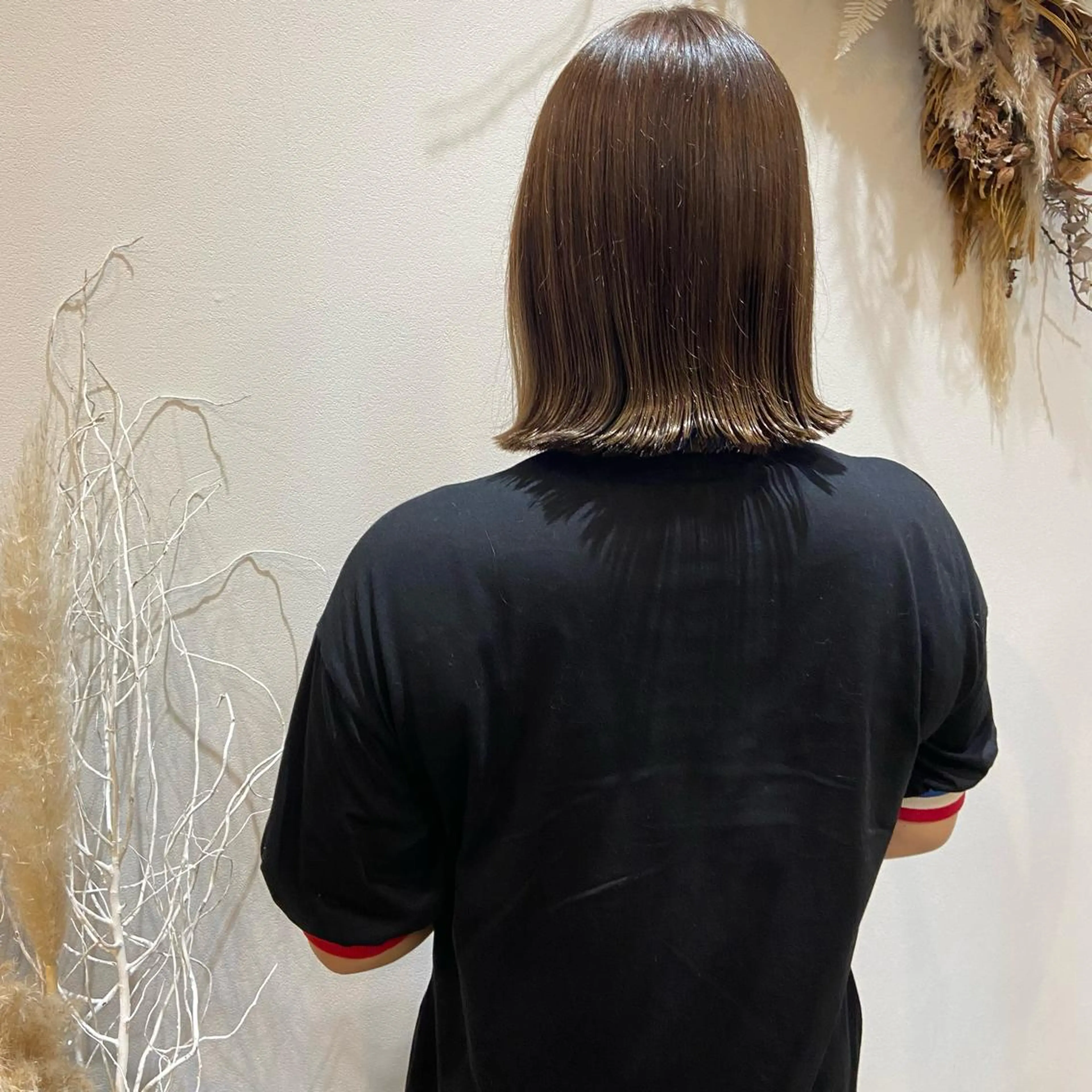 ミディアム 松本 玲菜のヘアスタイル