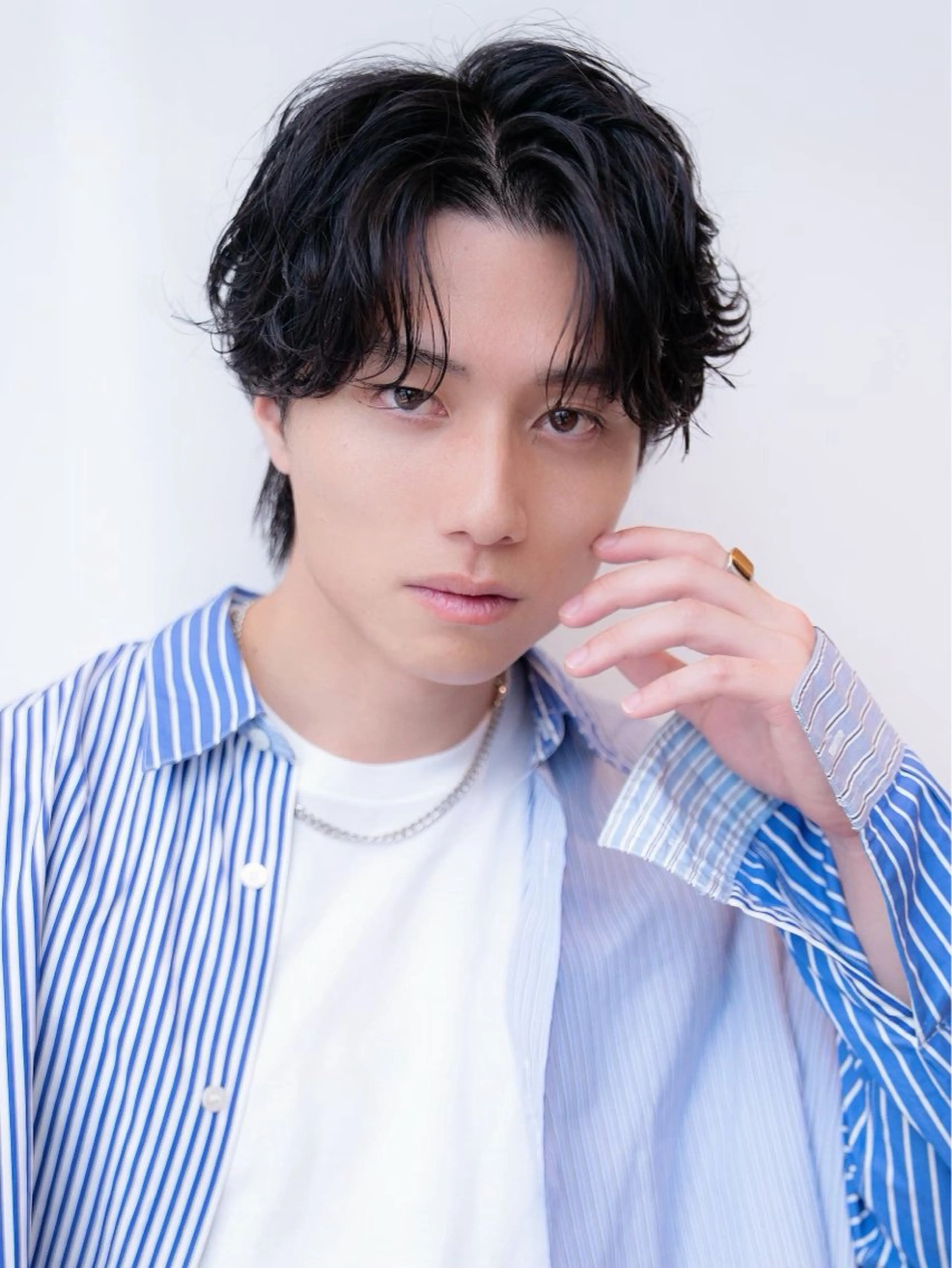 ショート メンズ センターパート 学生（メンズ向け） 学生 韓国ヘア顔周りカット そーた/渋谷駅のヘアスタイル