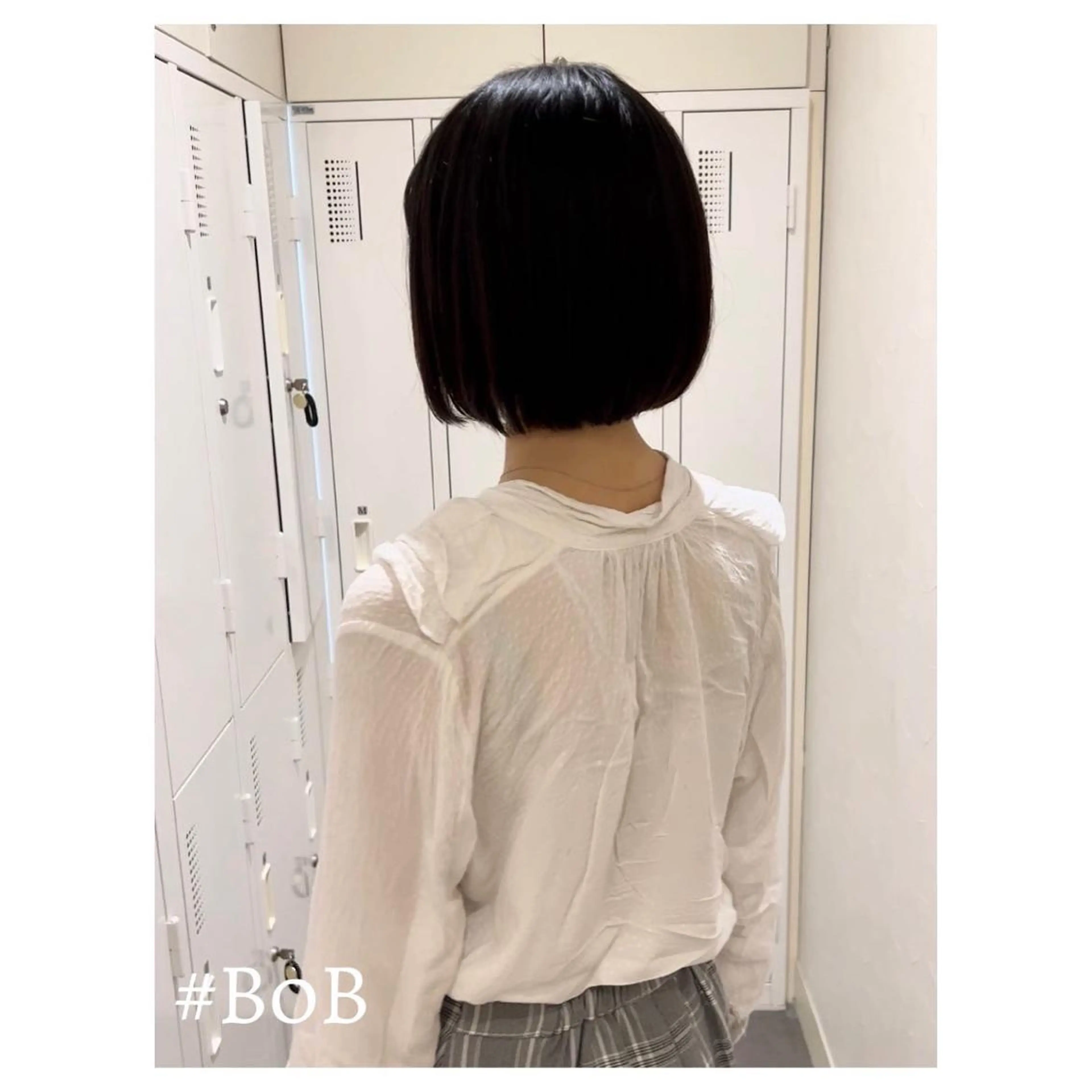 ショート カラー ハンサムショート ブリーチ グレージュ ハイライトカラー シルバー ✨BASSA 【高田馬場】✨のヘアスタイル
