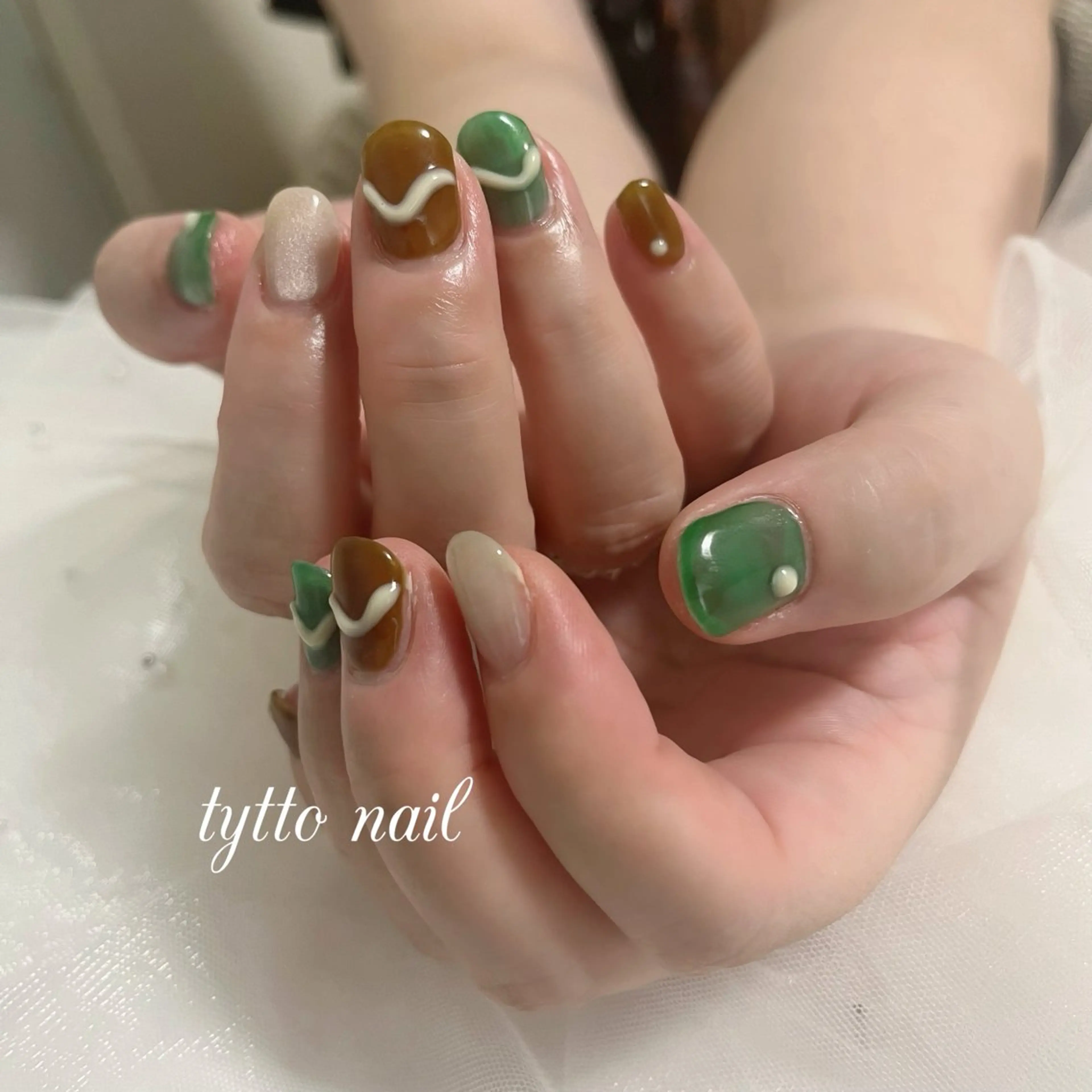 ネイル ブラウン クリアネイル グリーン オフィスネイル ワンカラーネイル ハンドネイル tytto nail ❤︎‪‪eri‪‪のネイルデザイン