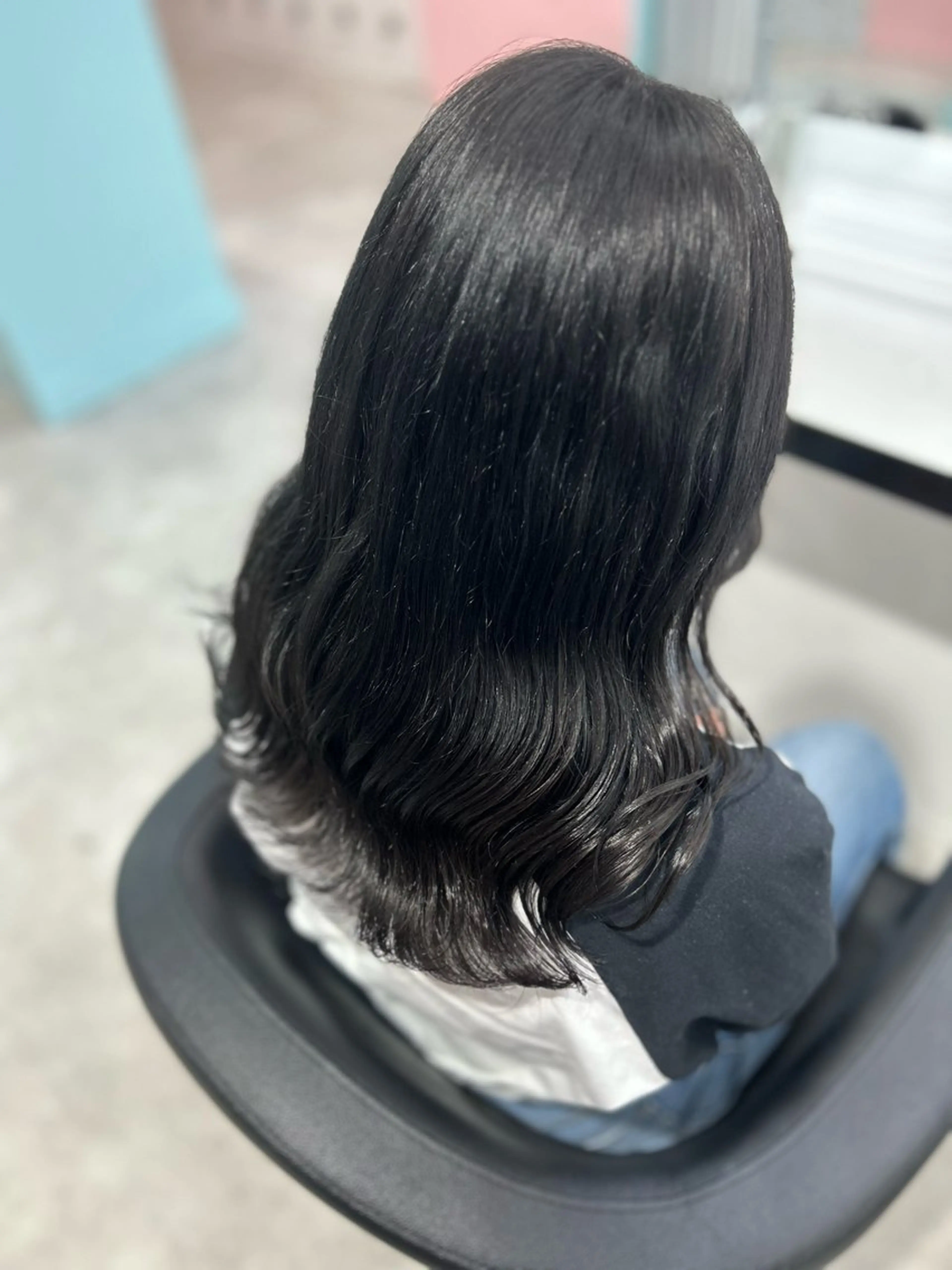 セミロング 韓国レディヘア🤍 暗髪🤍miraiのヘアスタイル