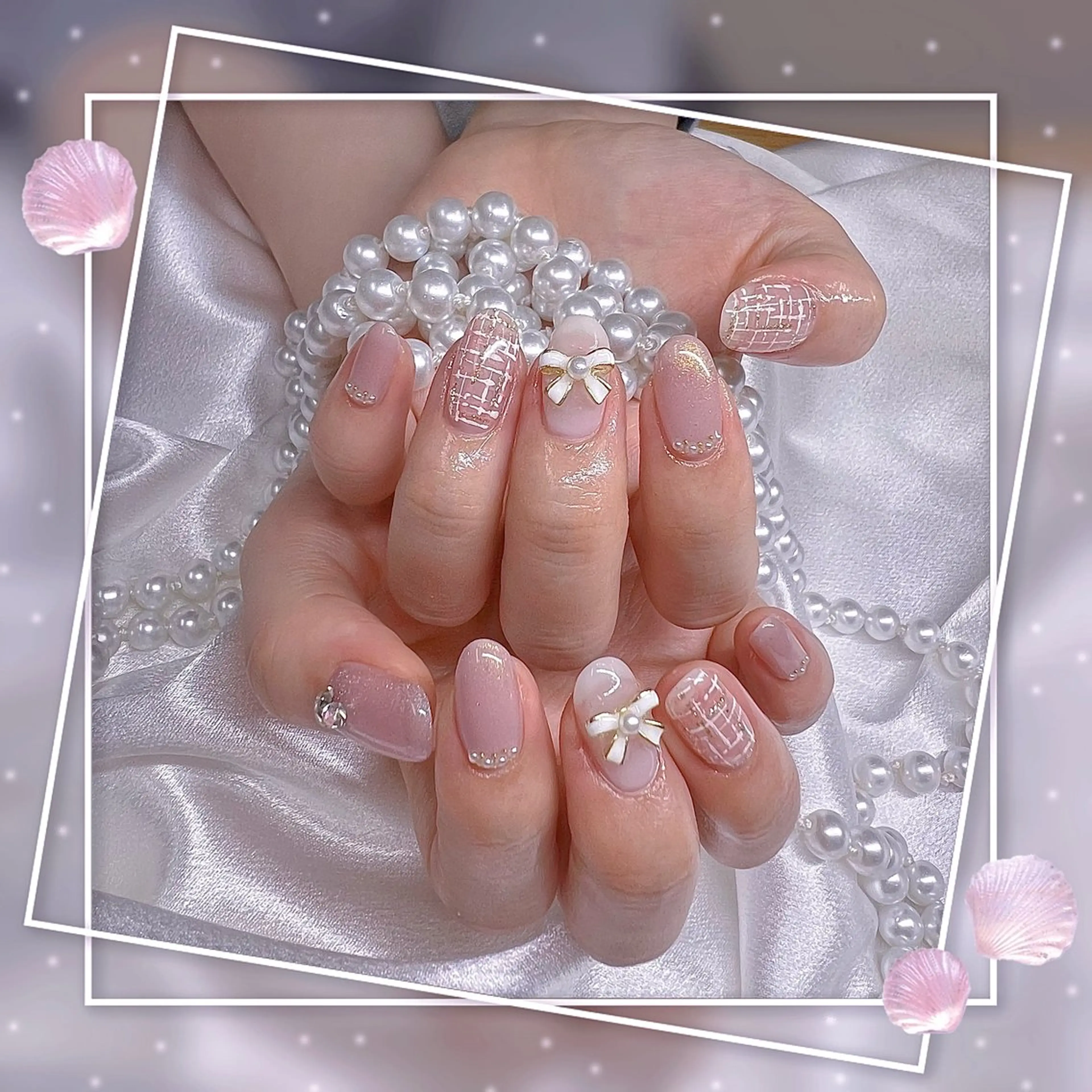 ネイル フレンチネイル グラデーション キラキラネイル 韓国ネイル マグネットネイル ハンドネイル Chill Nailsalonのネイルデザイン