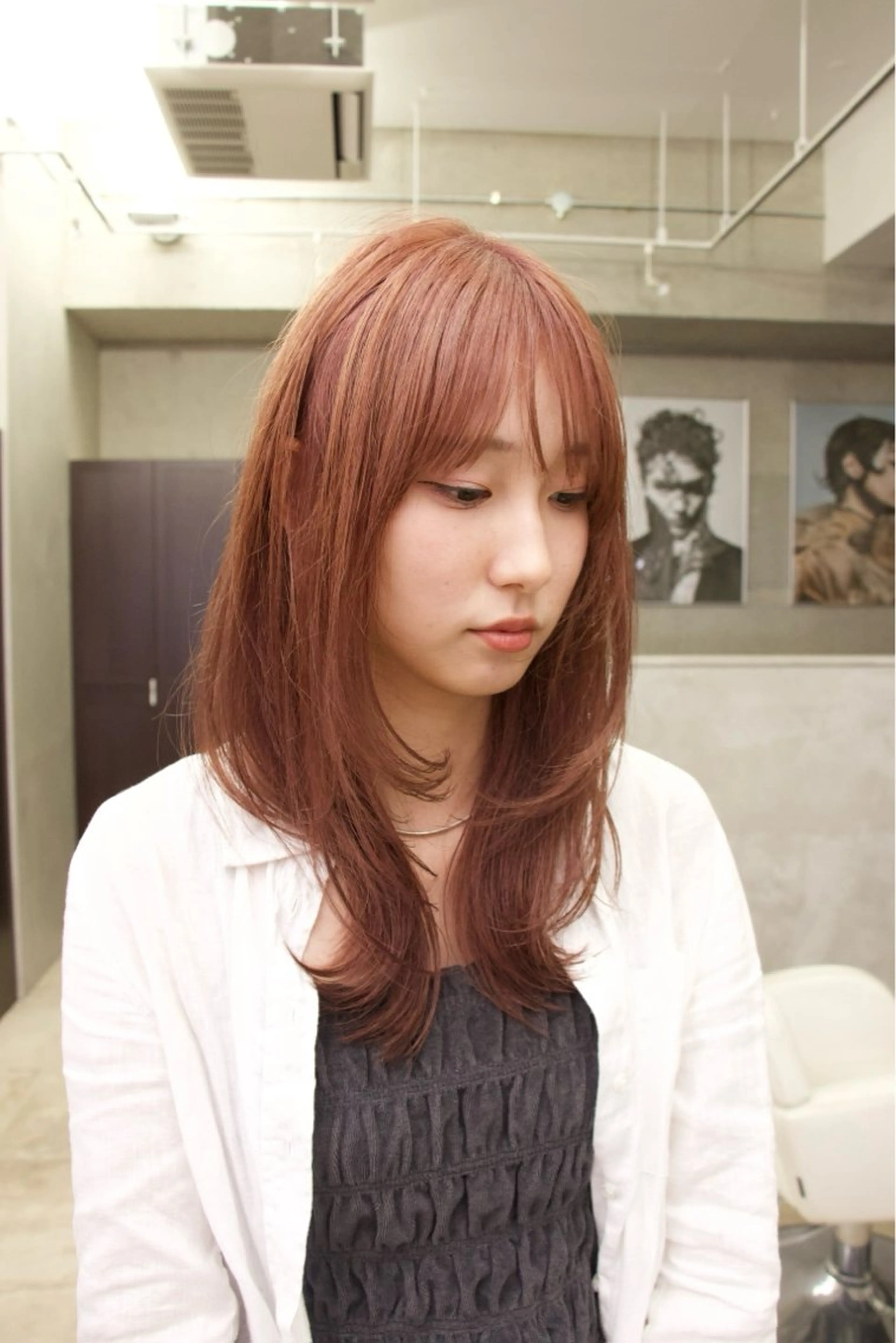 ブリーチ込み［ケアブリーチ］ヘアカラー　ミニモ予約特典オージュアトリートメント無料施術の写真