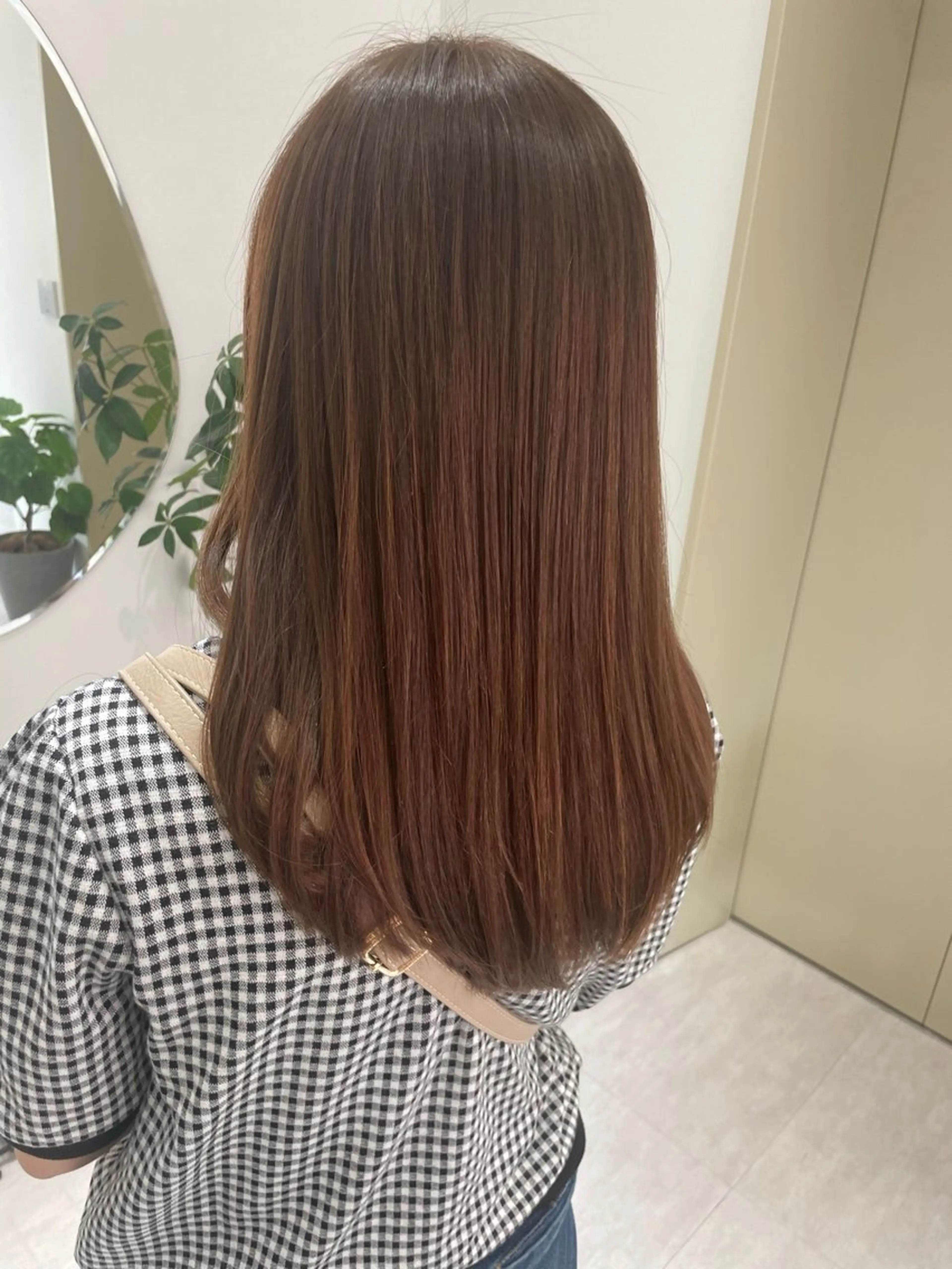 セミロング カラー カット ヘアカラー トリートメント Asumi 髪質改善のヘアスタイル
