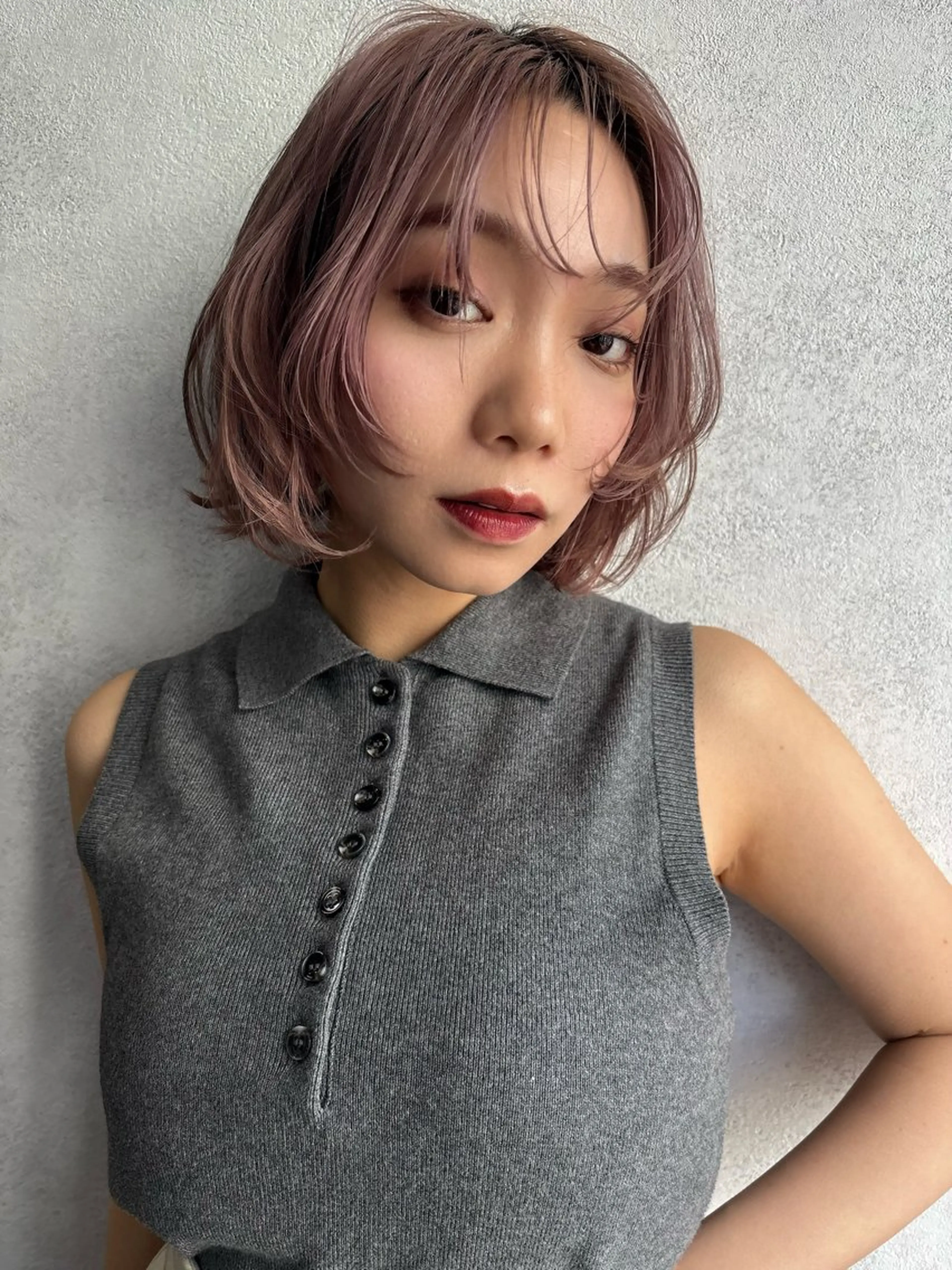 ショート カラー ショートレイヤー レイヤーカット ショートヘア カット ヘアカラー 韓国ヘア×髪質改善 縮毛矯正のヘアスタイル