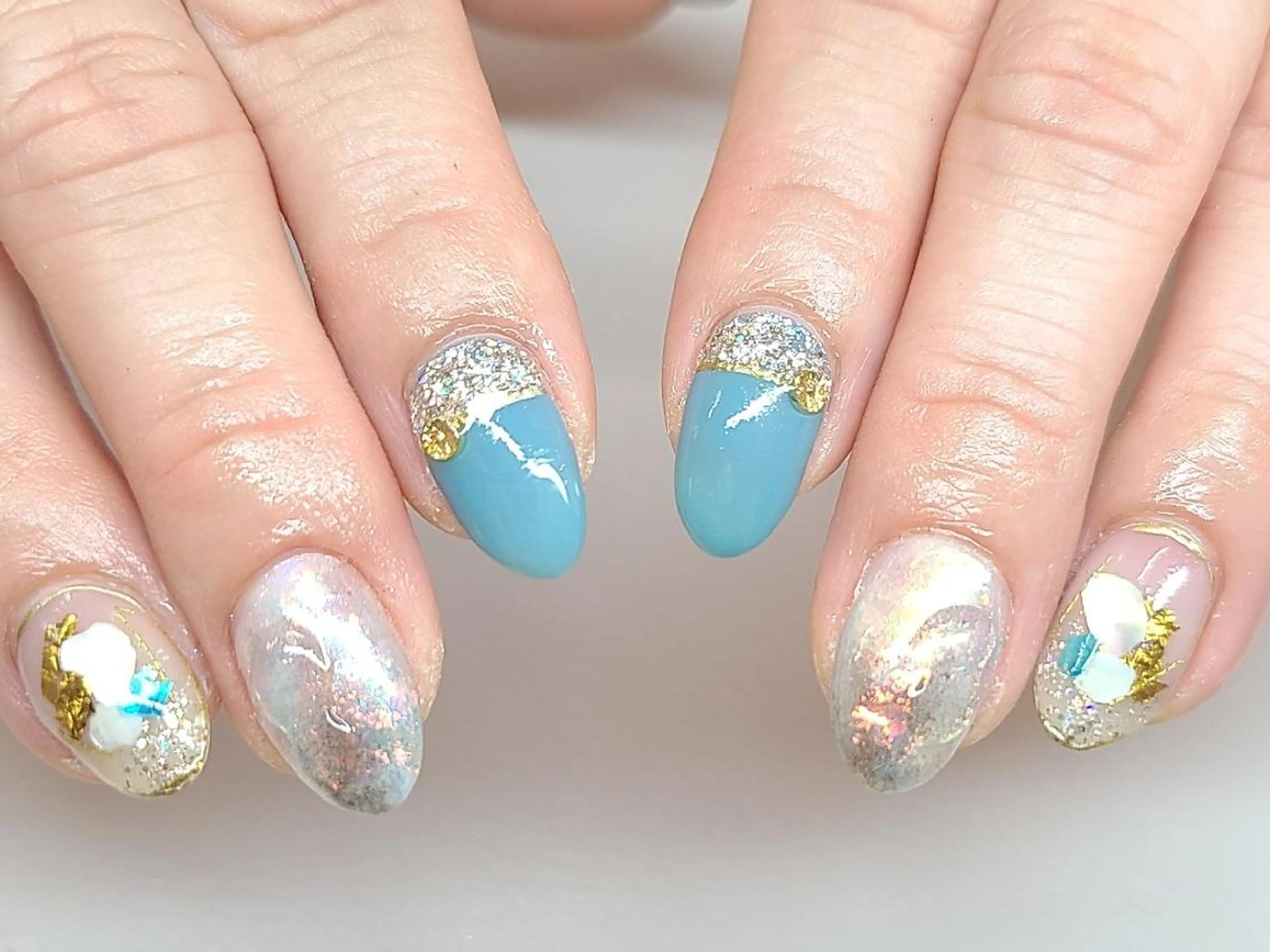 ネイル キラキラネイル ニュアンスネイル ハンドネイル NOGUCHI  KANAのネイルデザイン