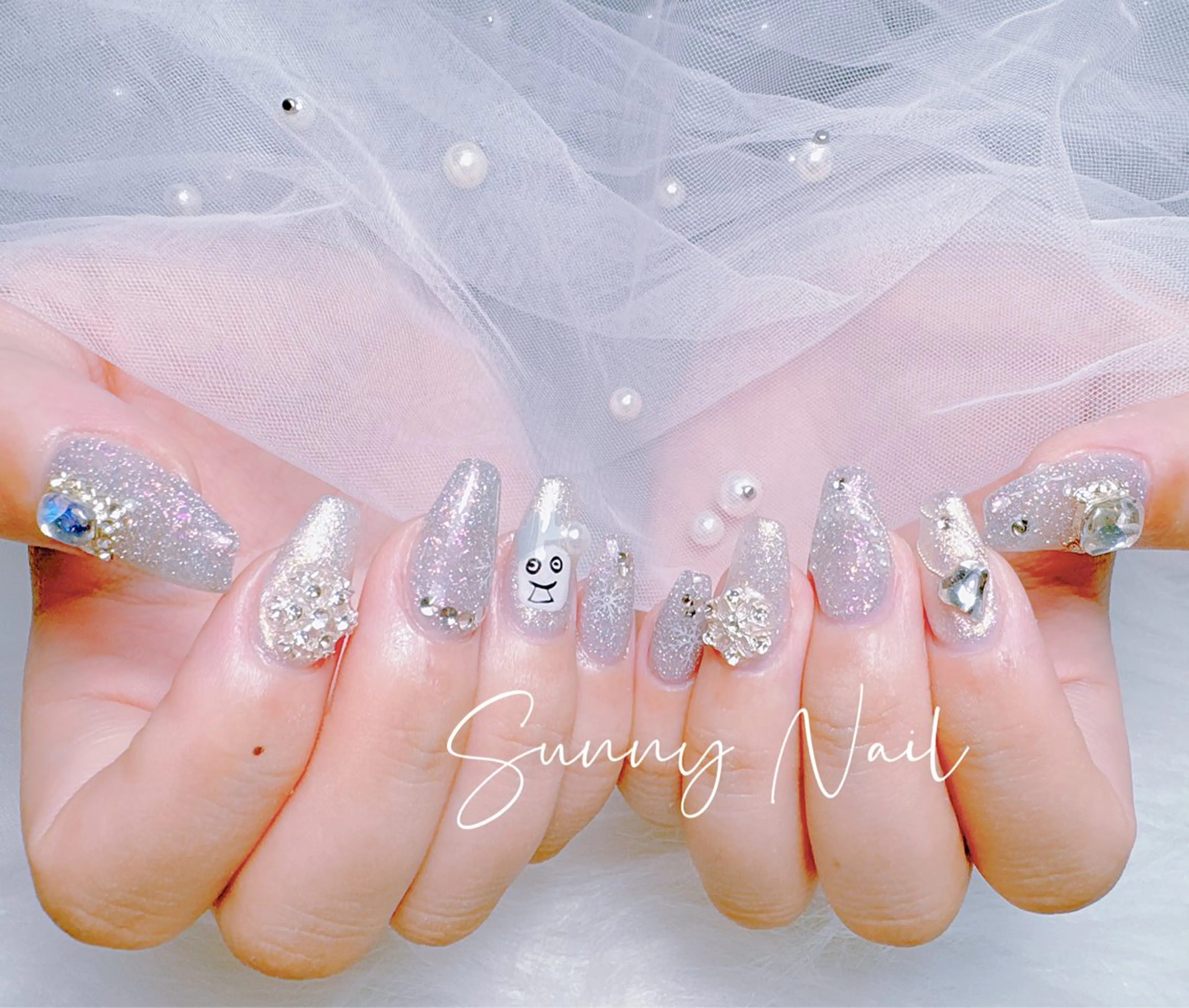 ネイル Sunnyサニー所属・桝井 春奈のネイルデザイン