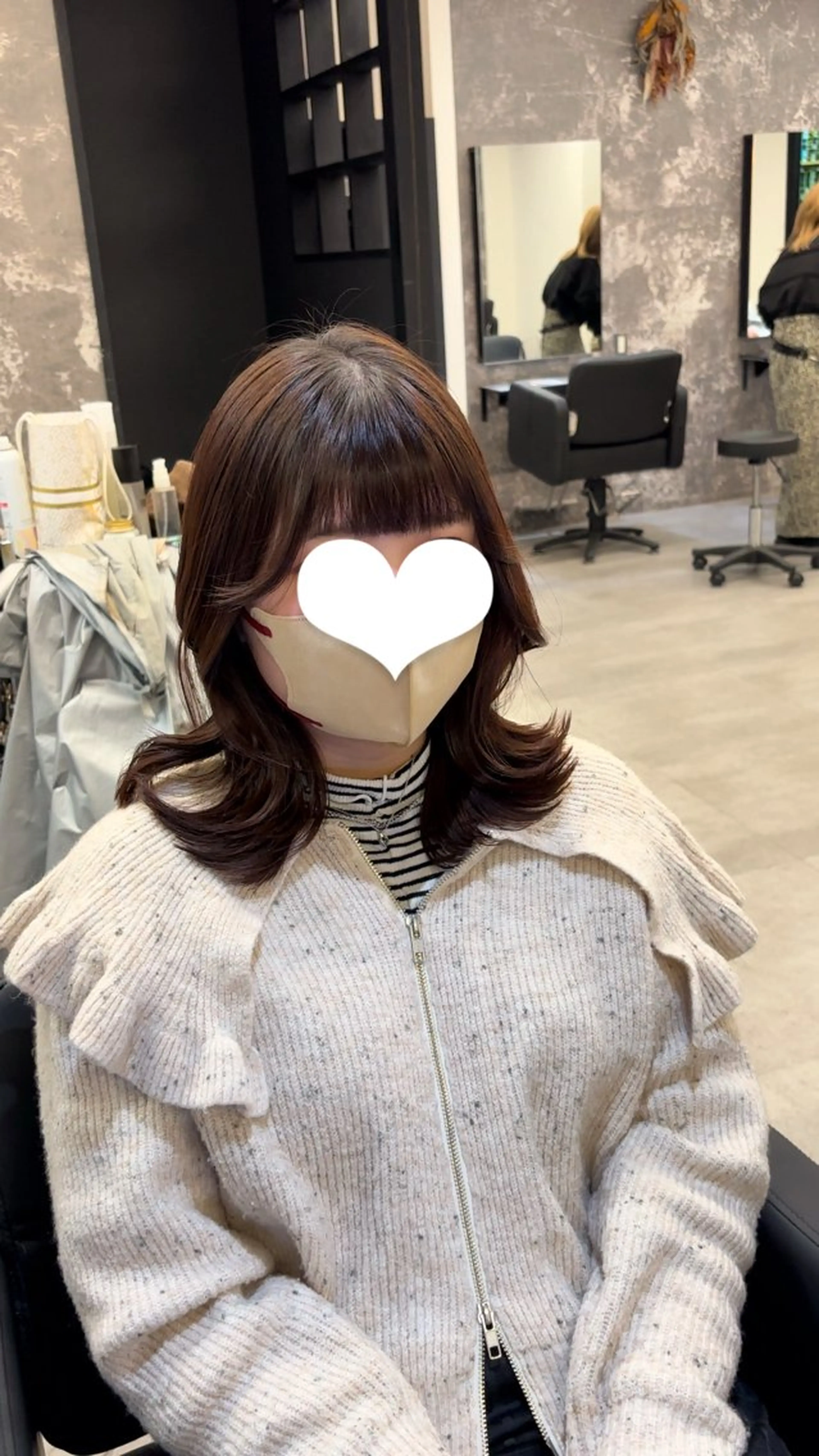 ミディアム レイヤーカット🫧艶 カラー/LILICAのヘアスタイル