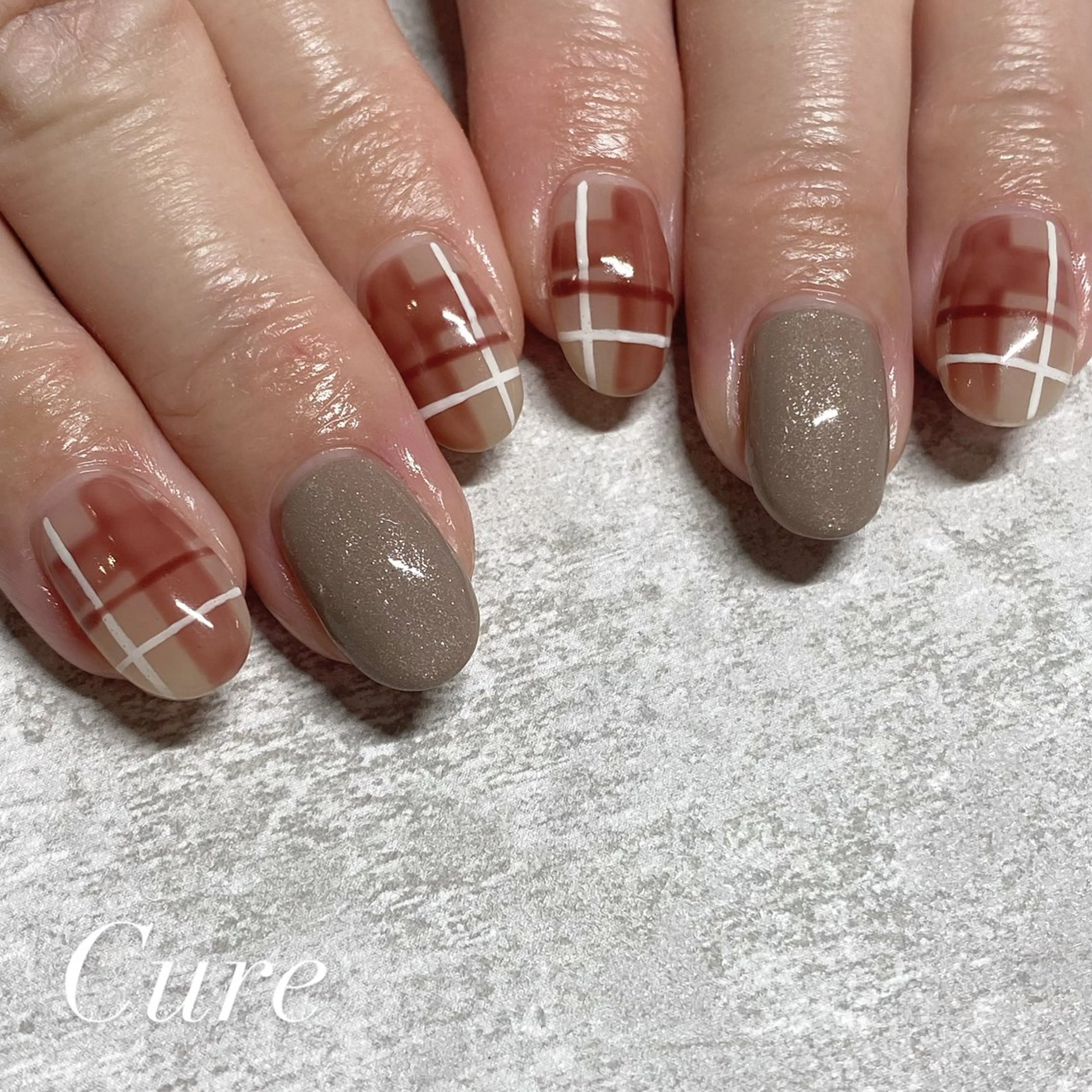 ネイル Nail&まつげエクステSalon Cure所属・岡本 奈央子のネイルデザイン