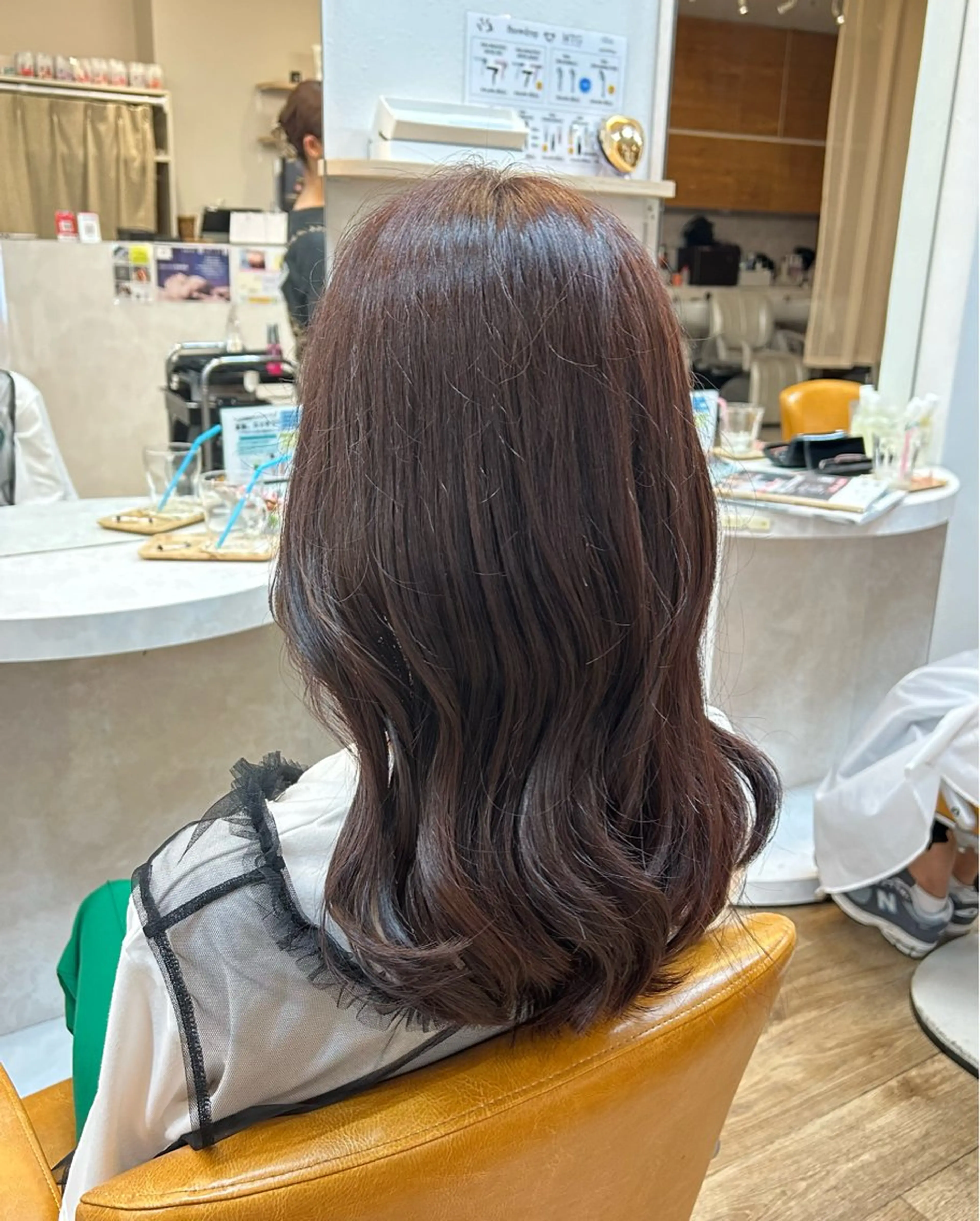 ミディアム 松永 直子のヘアスタイル