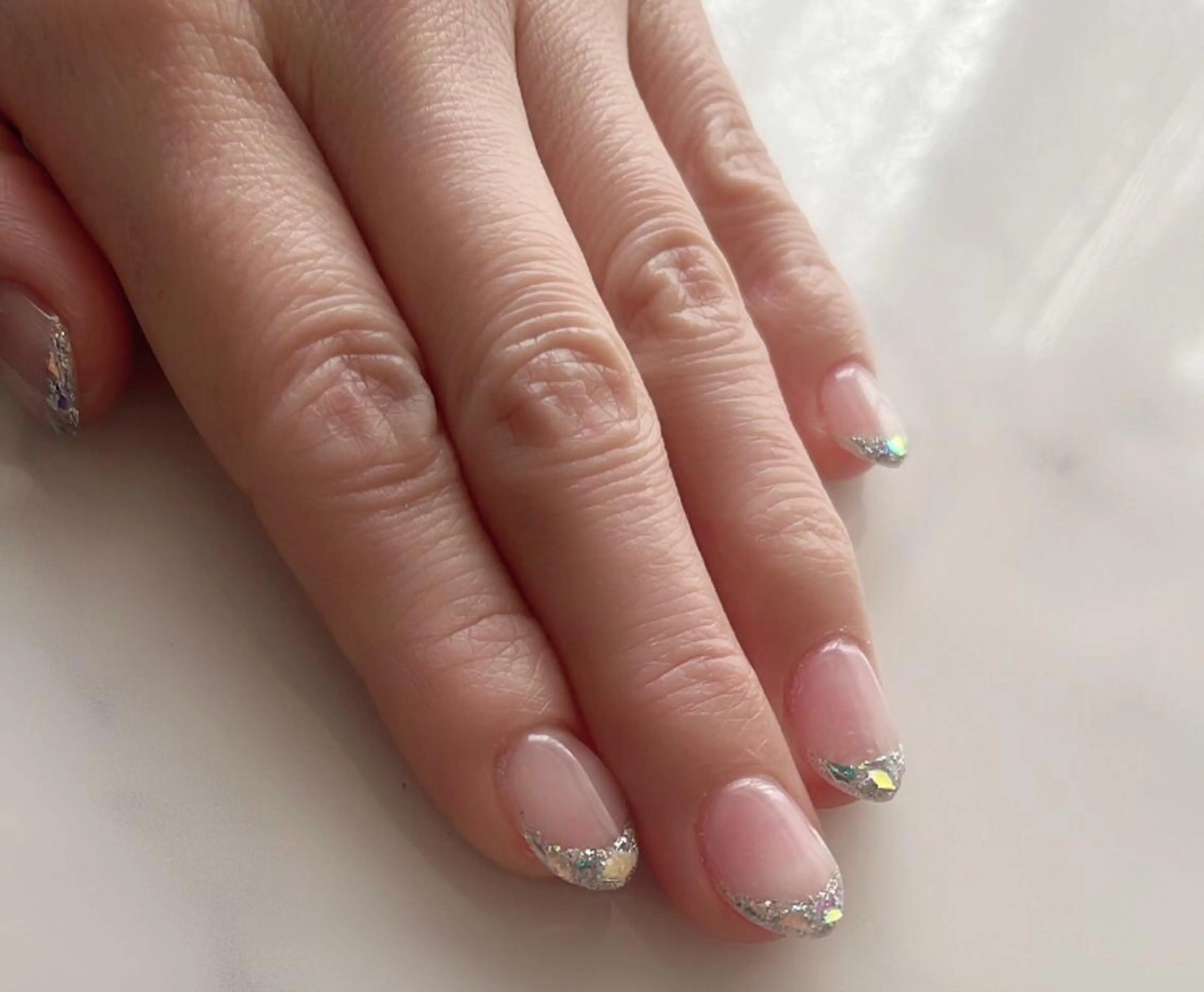 ネイル オーロラネイル べっ甲ネイル クリアネイル 氷ネイル・うるうるネイル 韓国ネイル ネイルサロン KARIのネイルデザイン