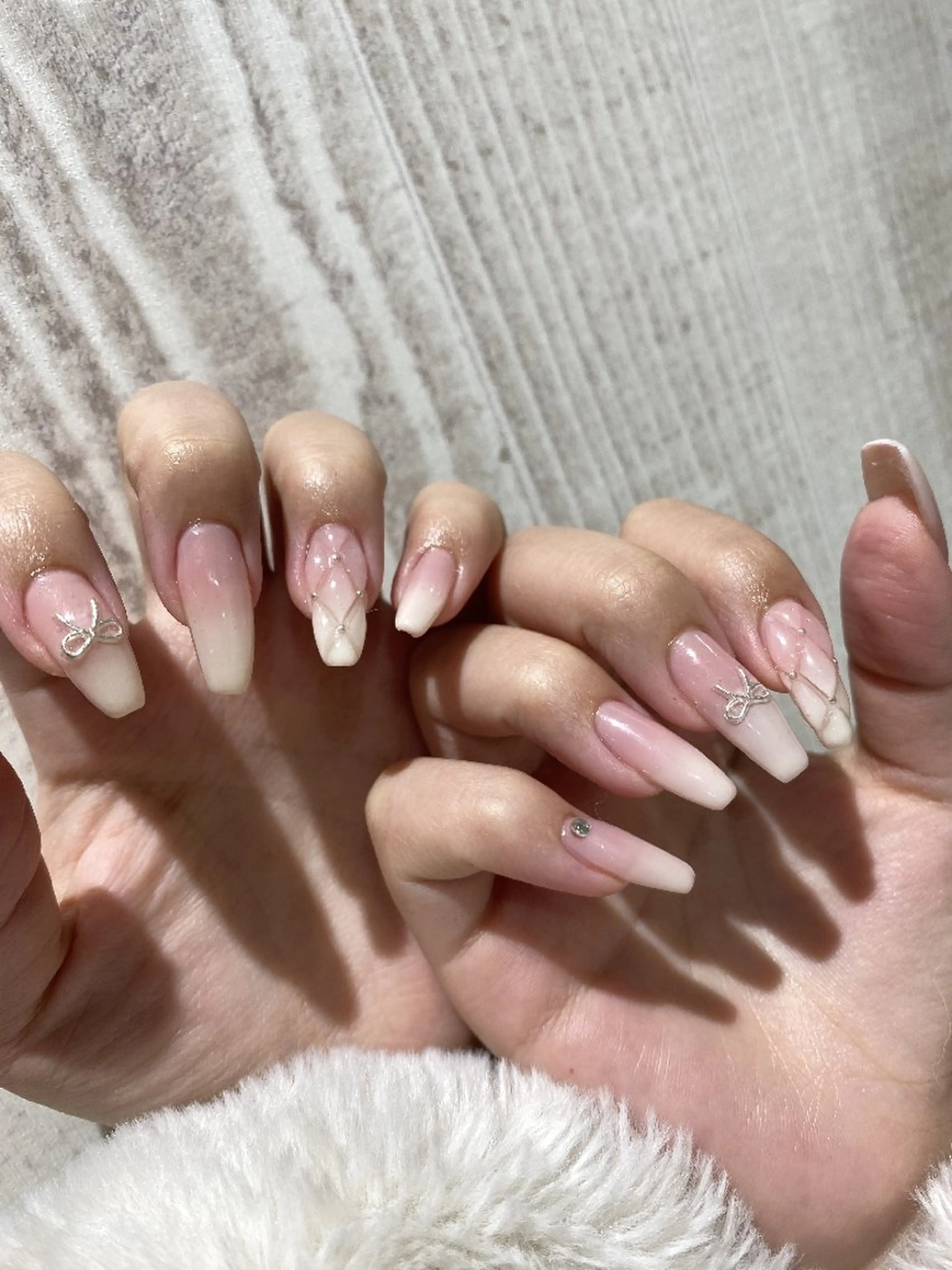 ネイル 春ネイル ハンドネイル 5日16時マグネット 4980円❣️のネイルデザイン