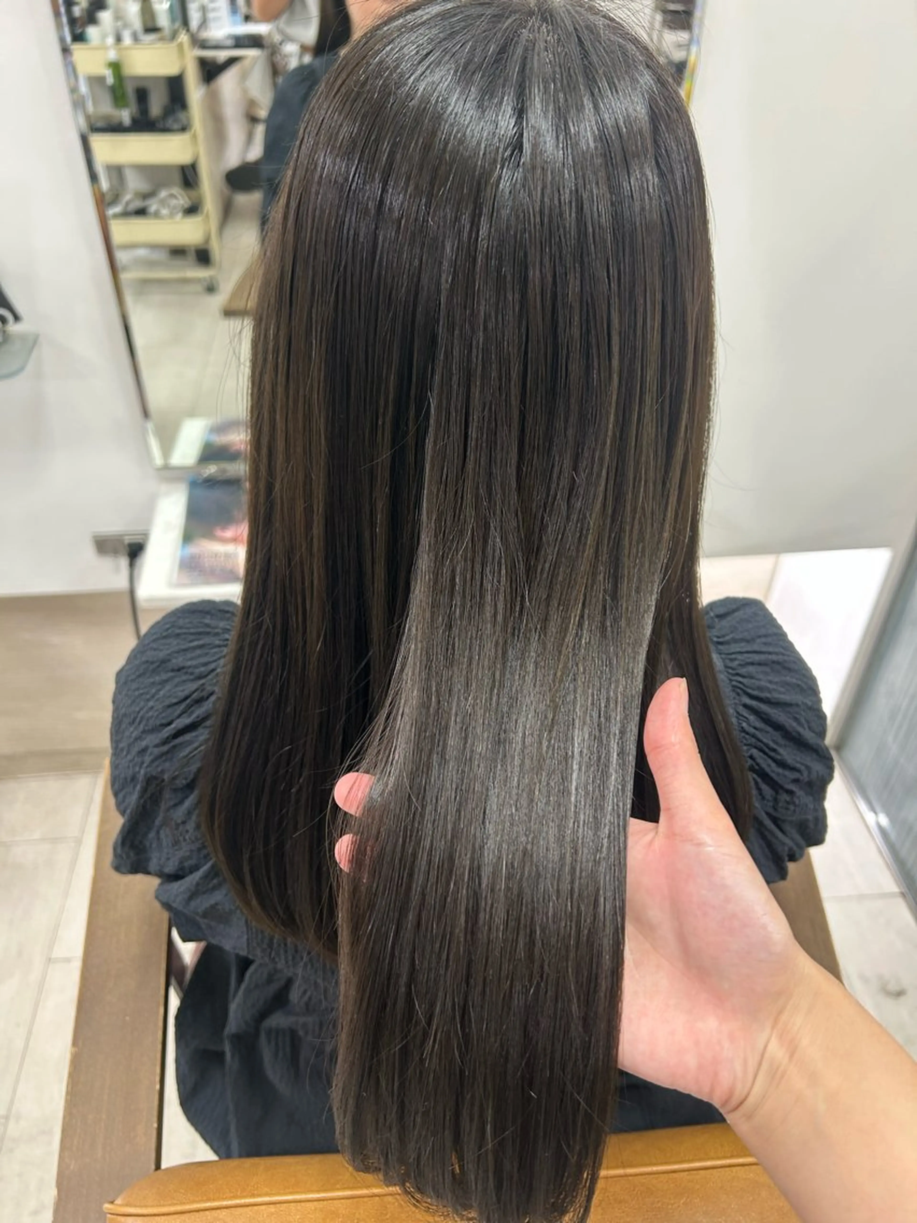 ロング カラー カット ヘアカラー トリートメント 栗田 優月のヘアスタイル