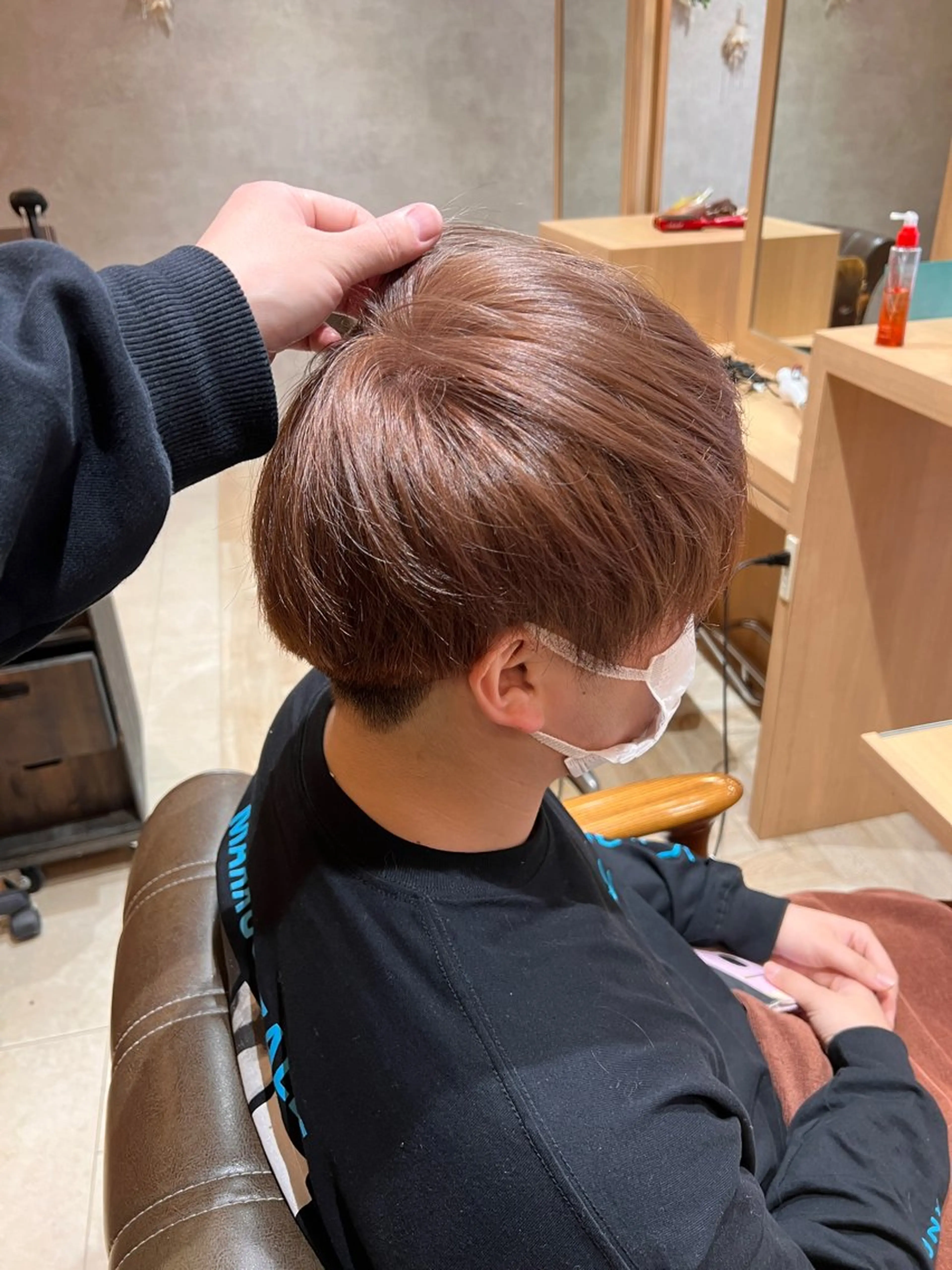 ショート カラー ベージュカラー ブリーチ ミルクティーベージュ ヘアカラー ZEAL SALON阿見店（ジールサロン）所属・KENTO 【茨城1の縮毛矯正】のヘアスタイル