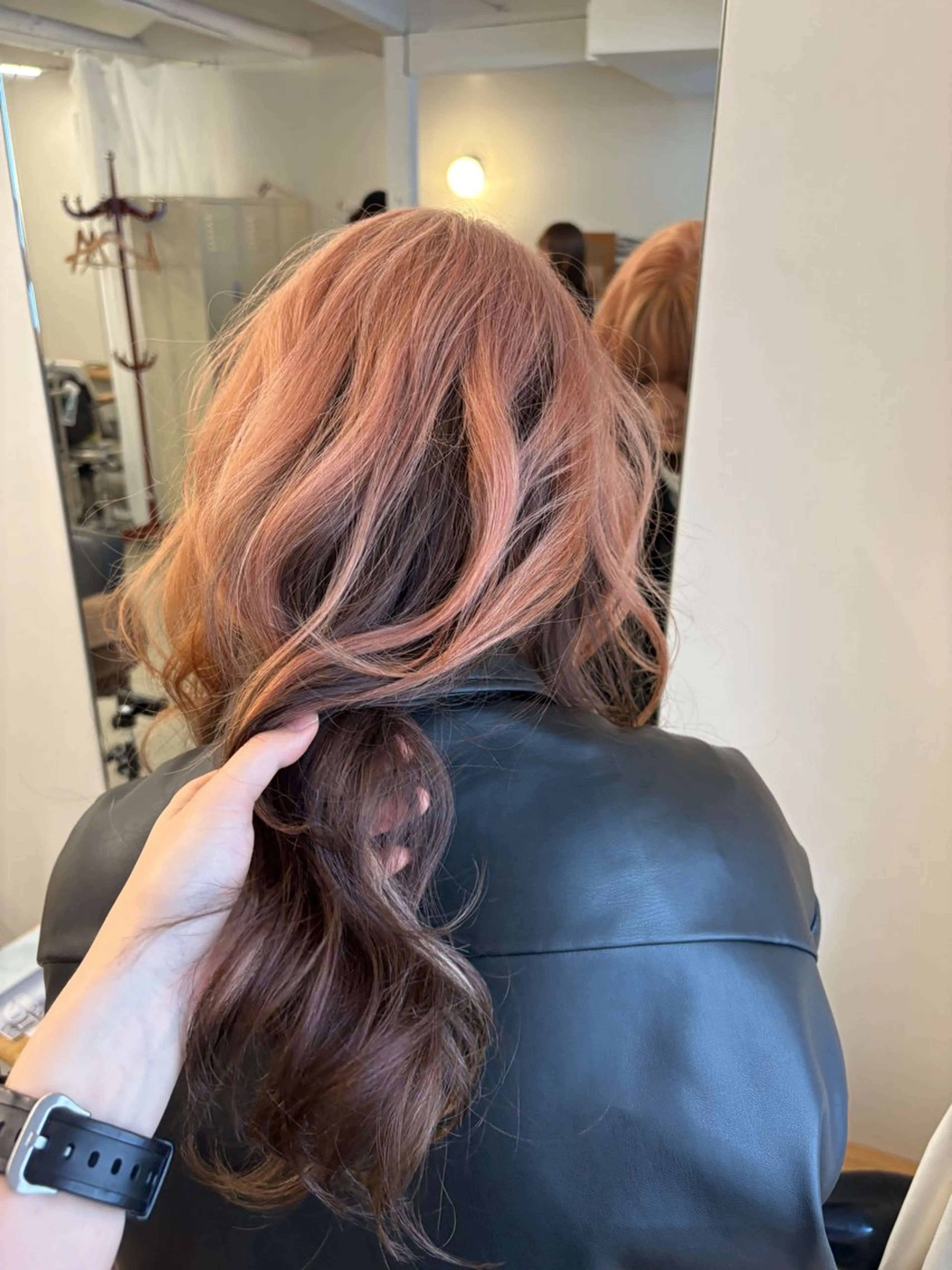 ロング ヘアカラー ヘアセット ブリーチモデル/ カットモデル/Riaのヘアスタイル