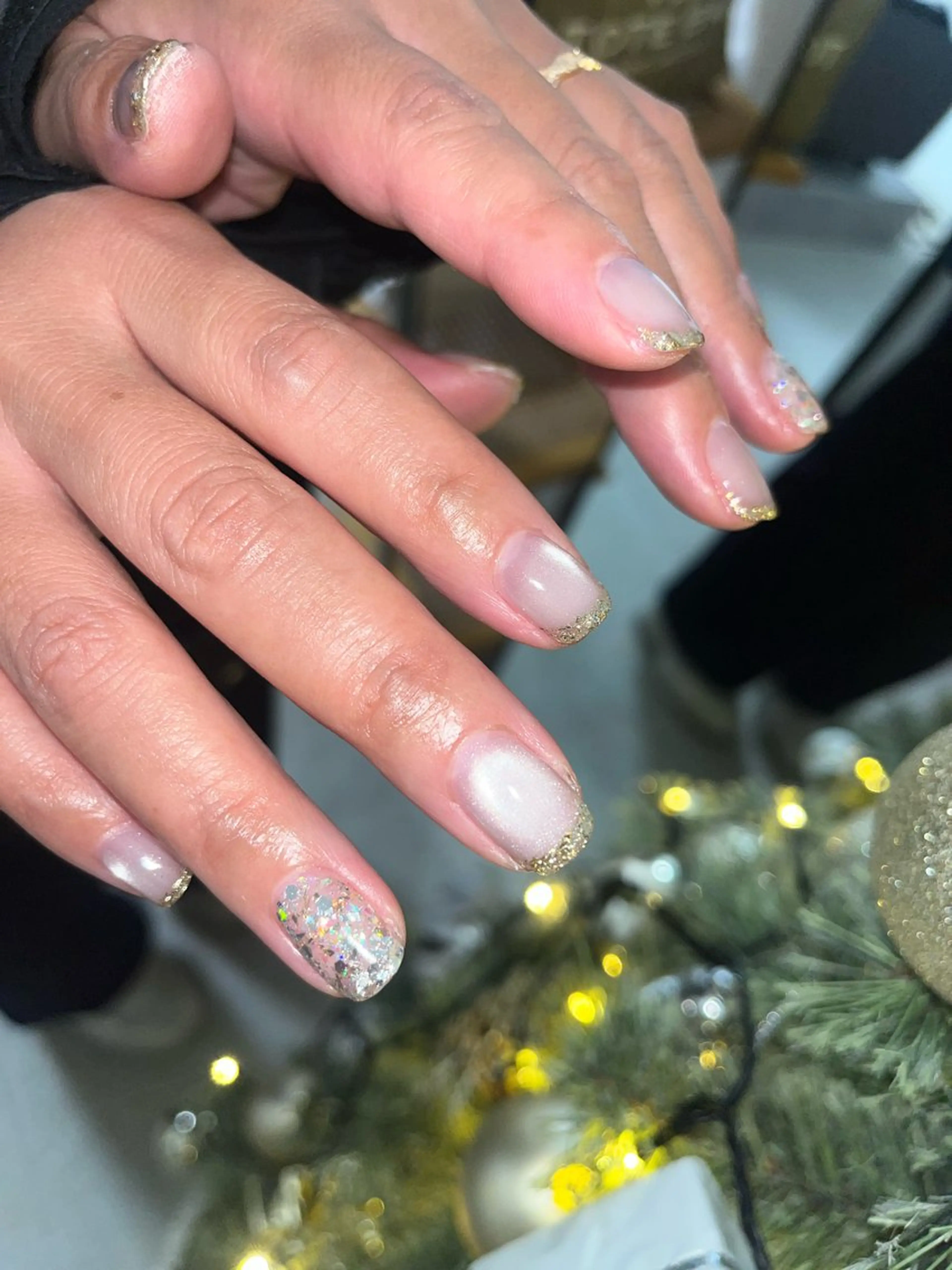 ネイル フレンチネイル ガラスフレンチ マグネットネイル ハンドネイル エレン 南越谷のネイルデザイン