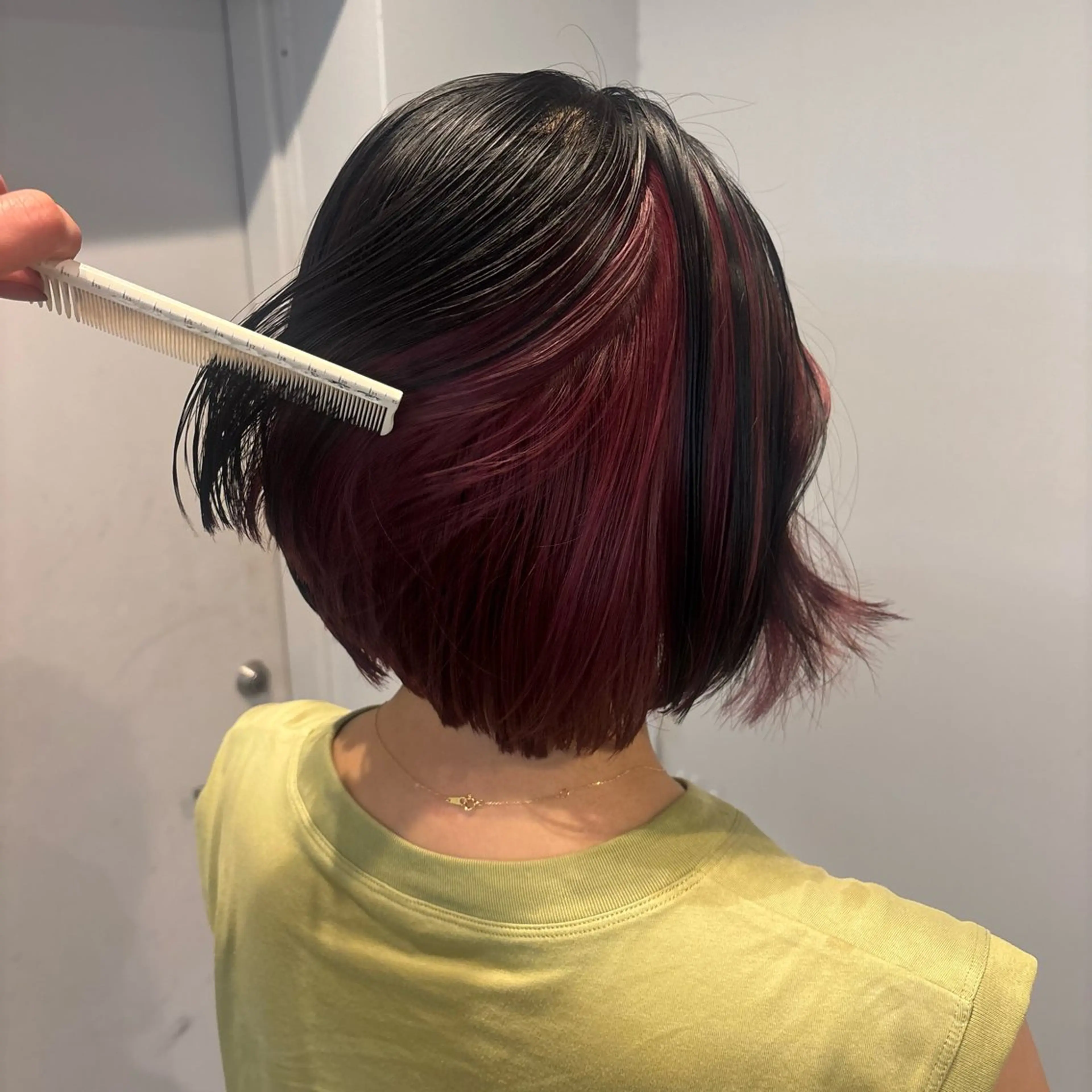 カラー カシス ピンクカラー cipre 桃和のヘアスタイル