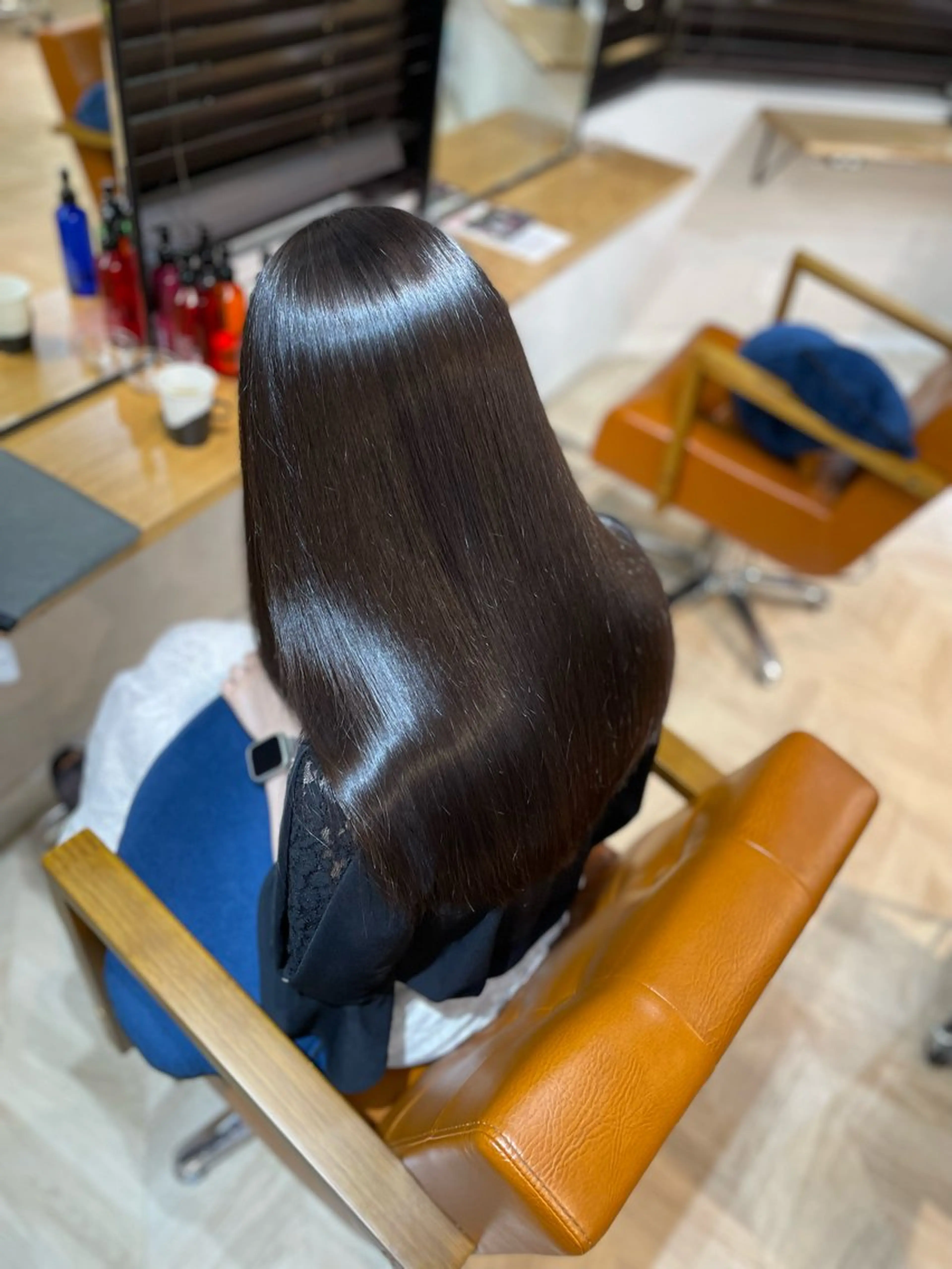 ロング ヘアカラー トリートメント アンナ 髪質改善/縮毛矯正のヘアスタイル