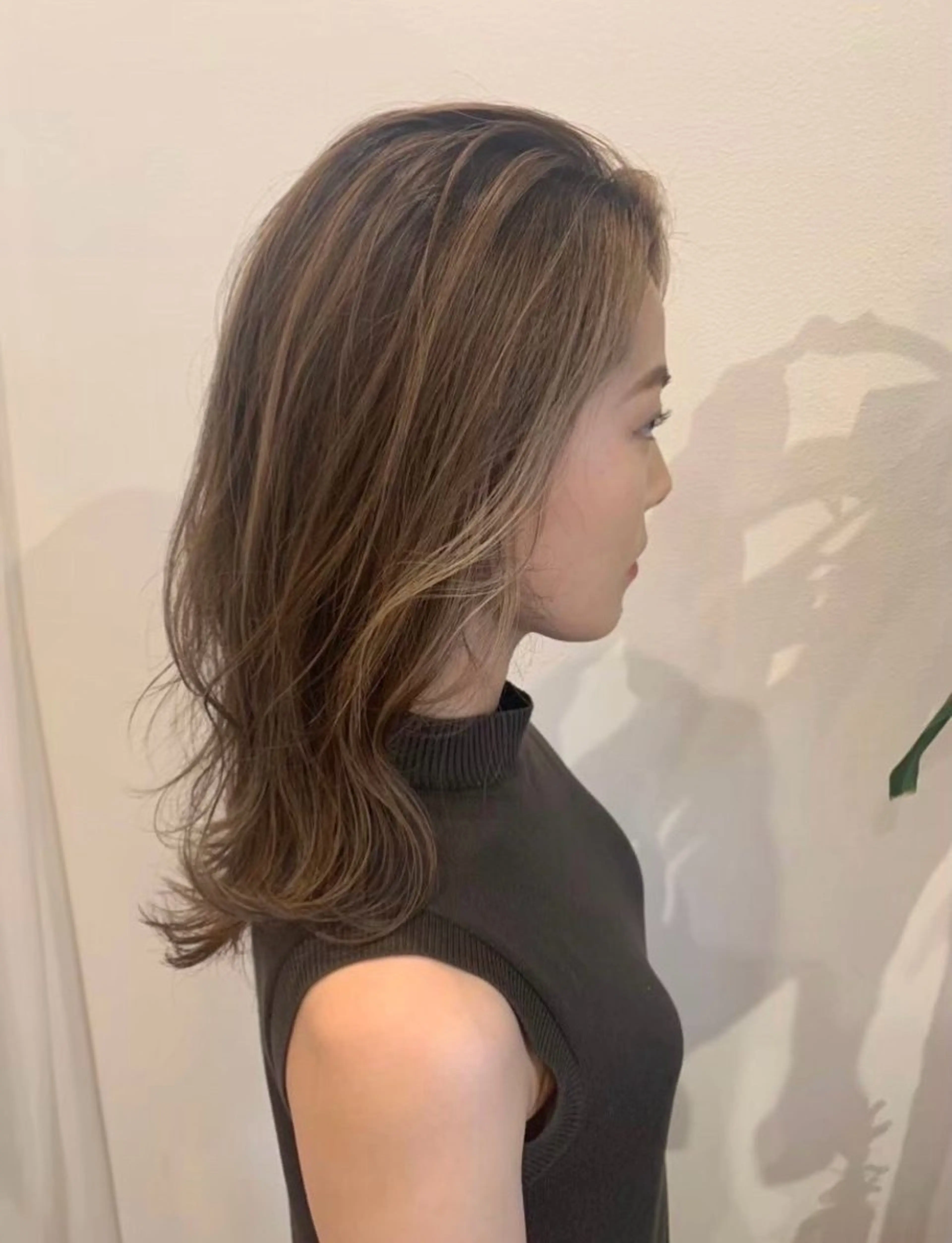 カラー ハイライトカラー 白石 心愛のヘアスタイル