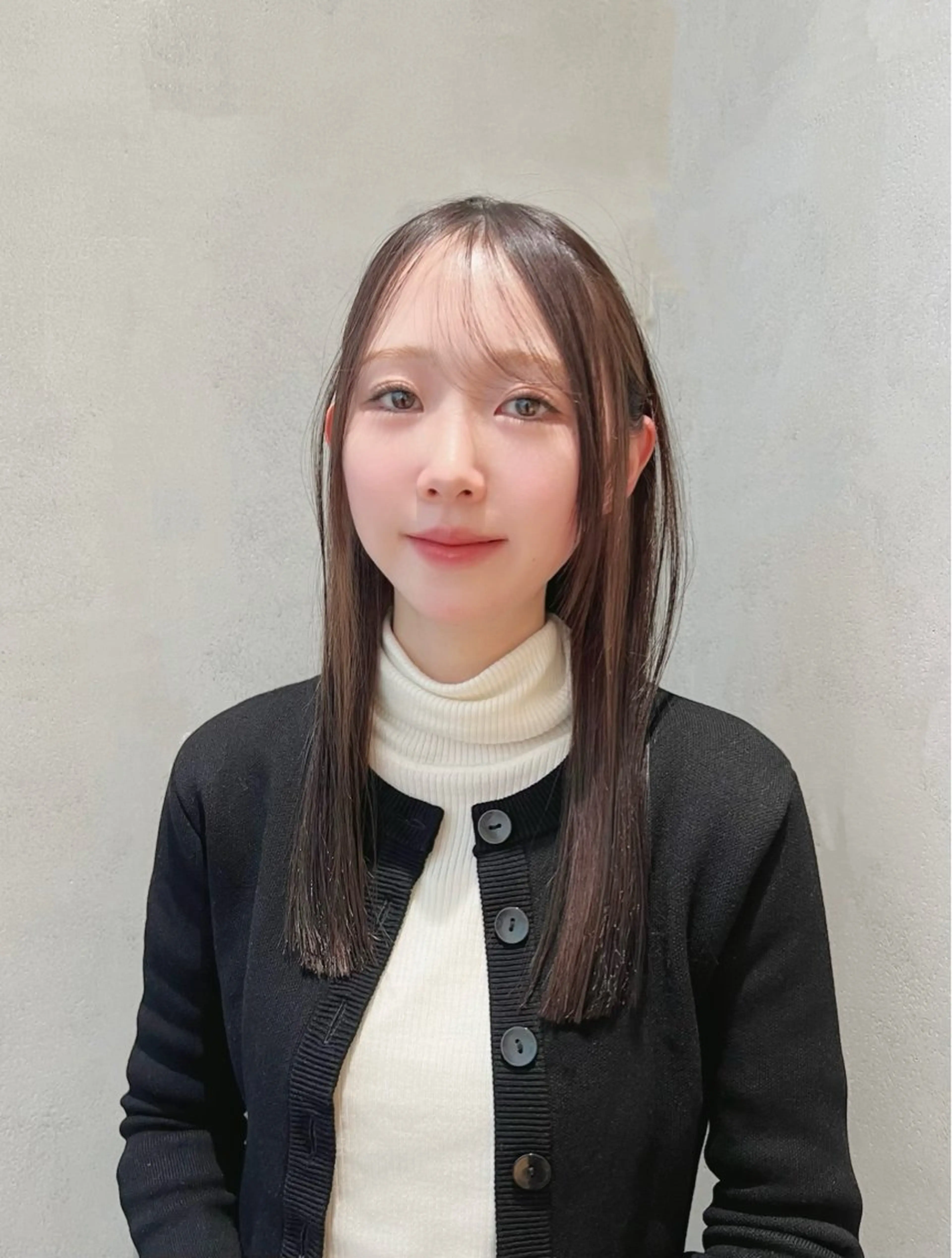 セミロング Say.石川葵 ショートボブ前髪のヘアスタイル