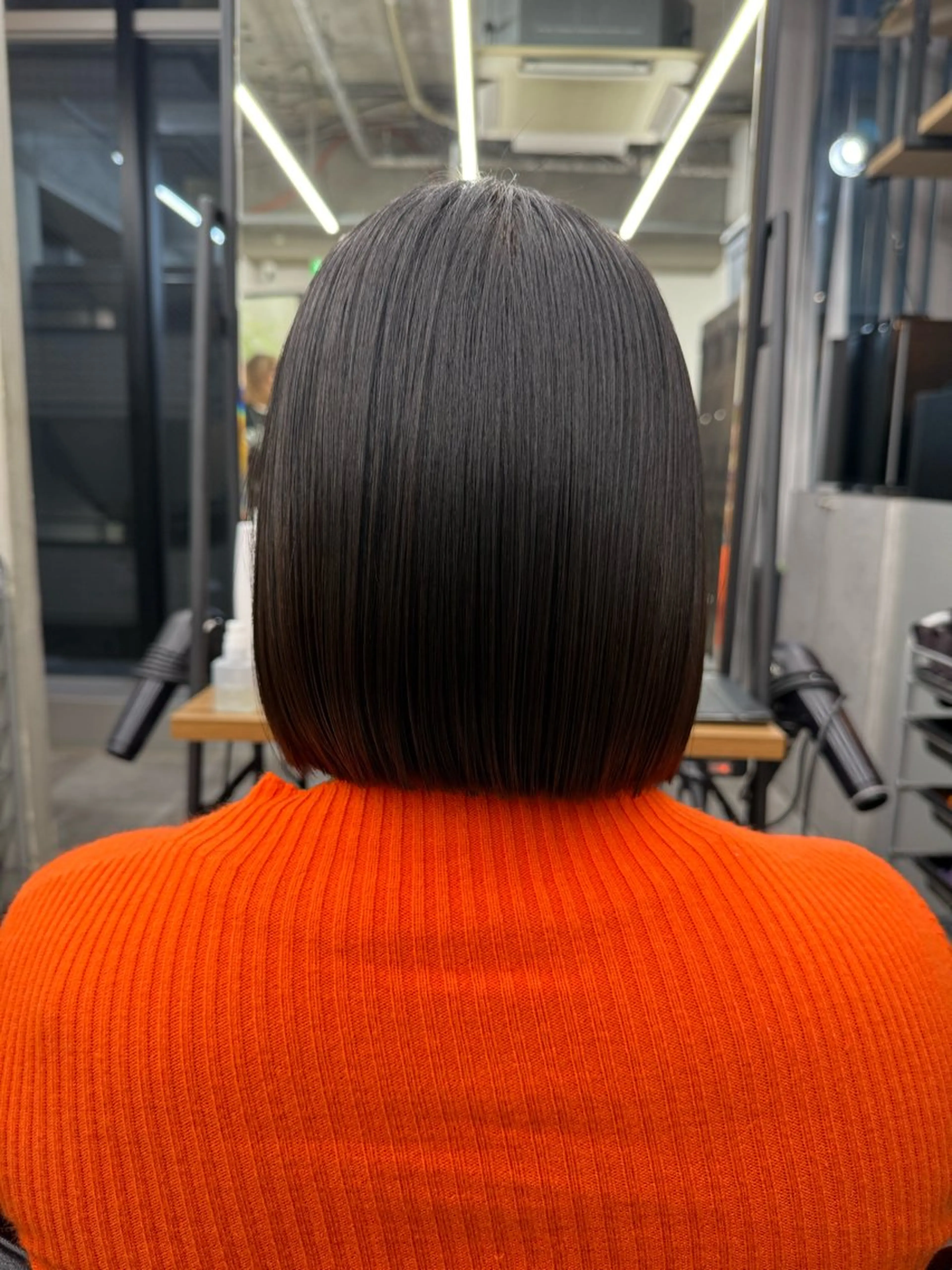 ショート ボブ カット ヘアカラー 切りっぱなしボブ/ 小顔ボブNANAのヘアスタイル